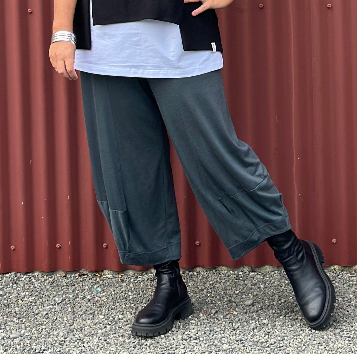 Merino Pouch Pants-Charcoal