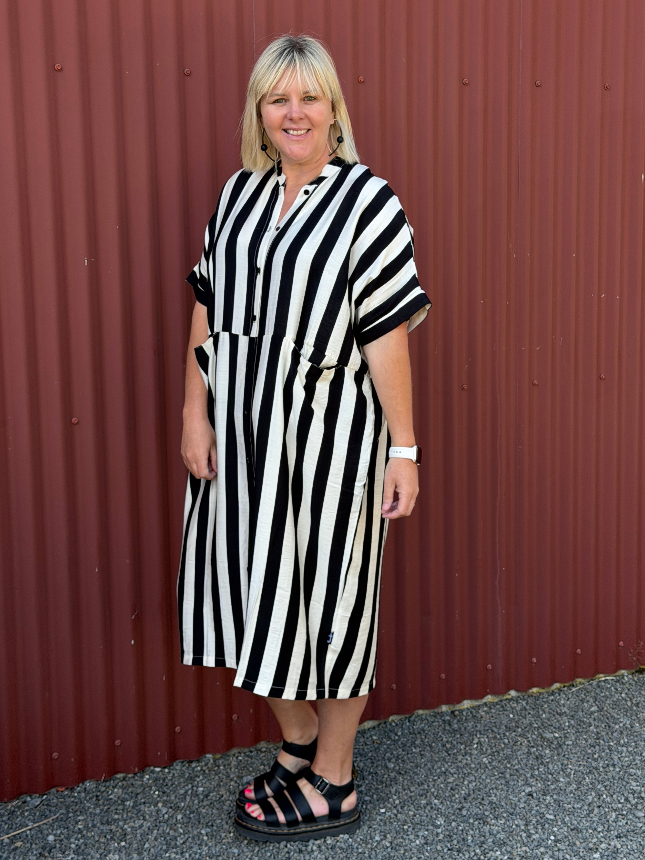 Jayde Dress - Black and Cream