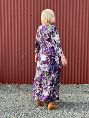 ! !     Pleated Dress - Blooming Purple
