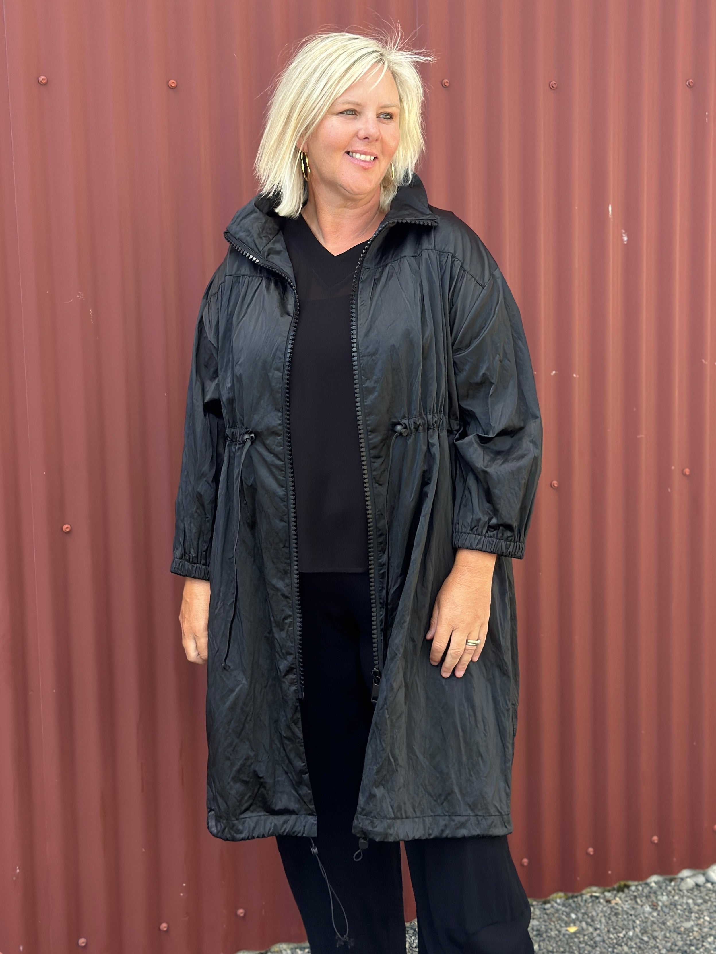 East Parker Jet Black