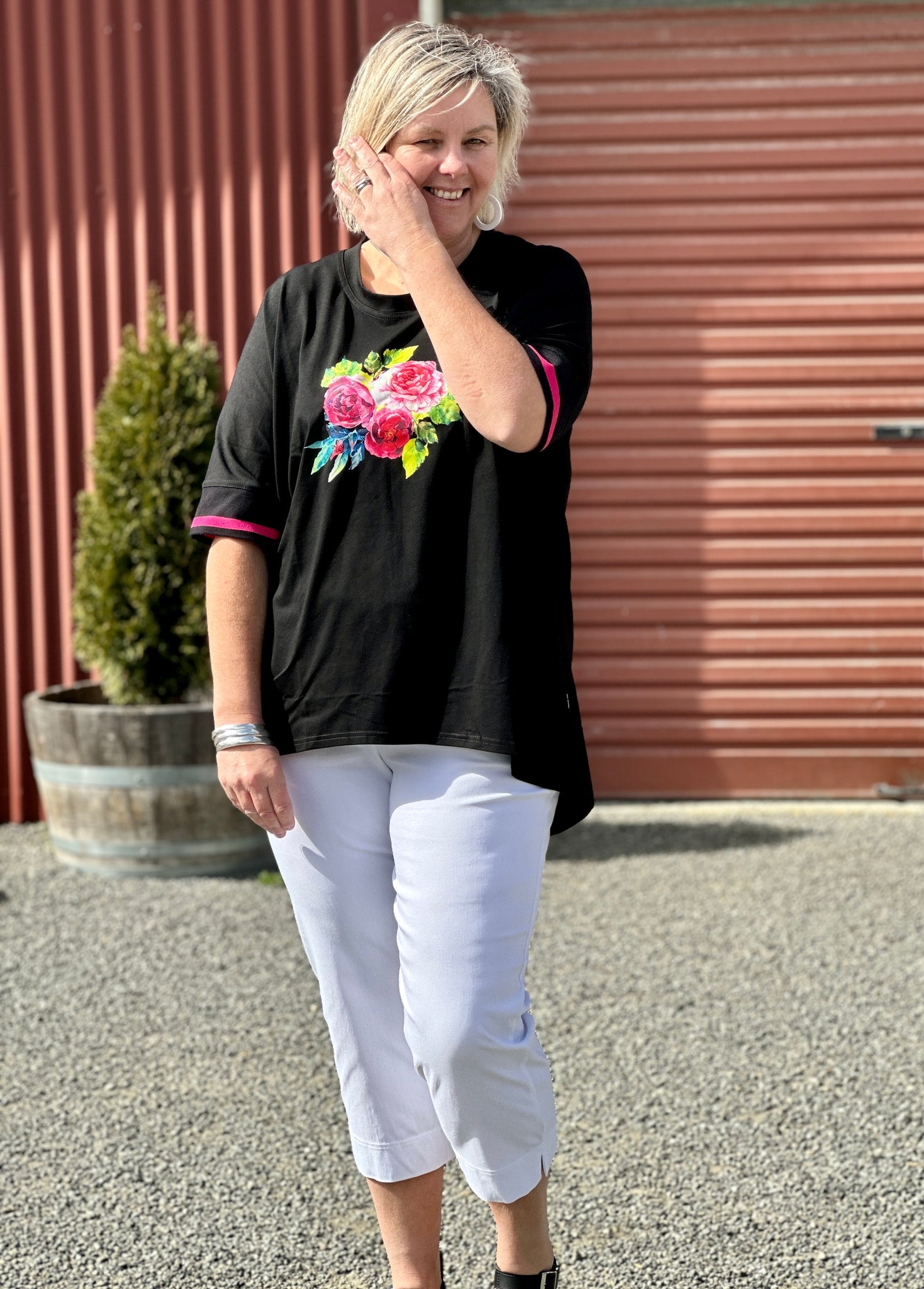 ! A Relaxed Tee -BLack Peony