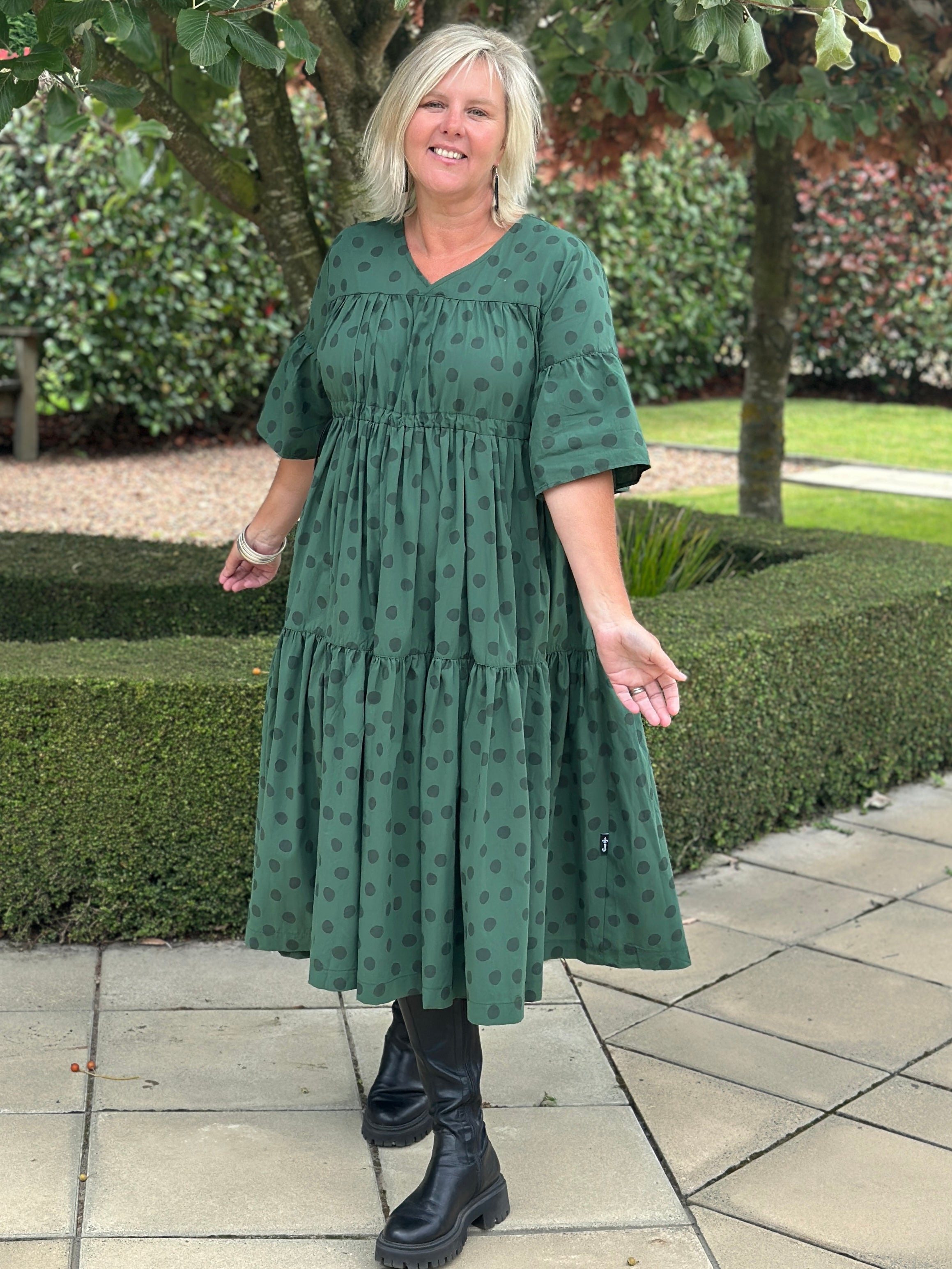 Premium Dress Green Spot