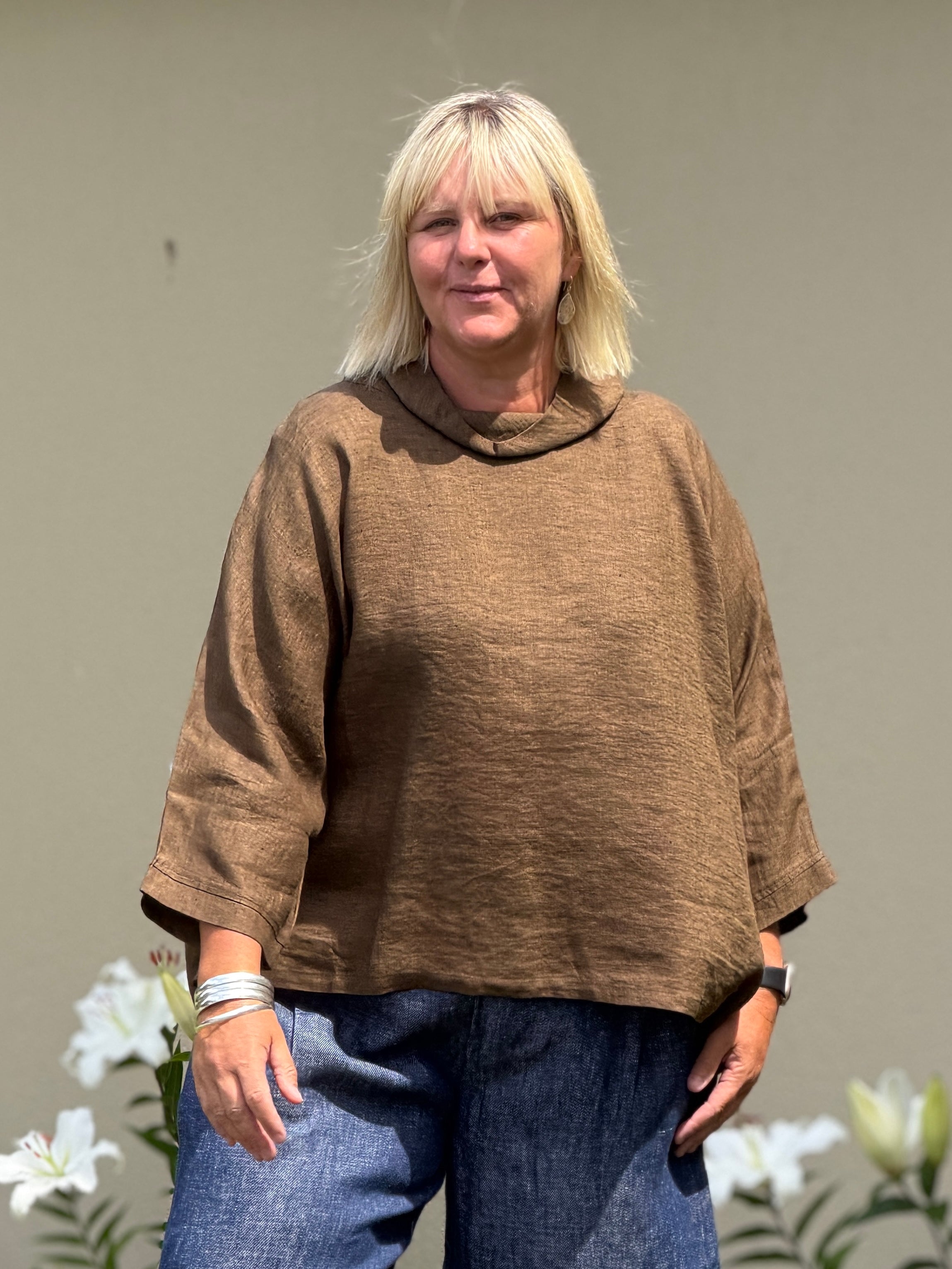 Rolleston Top -Walnut