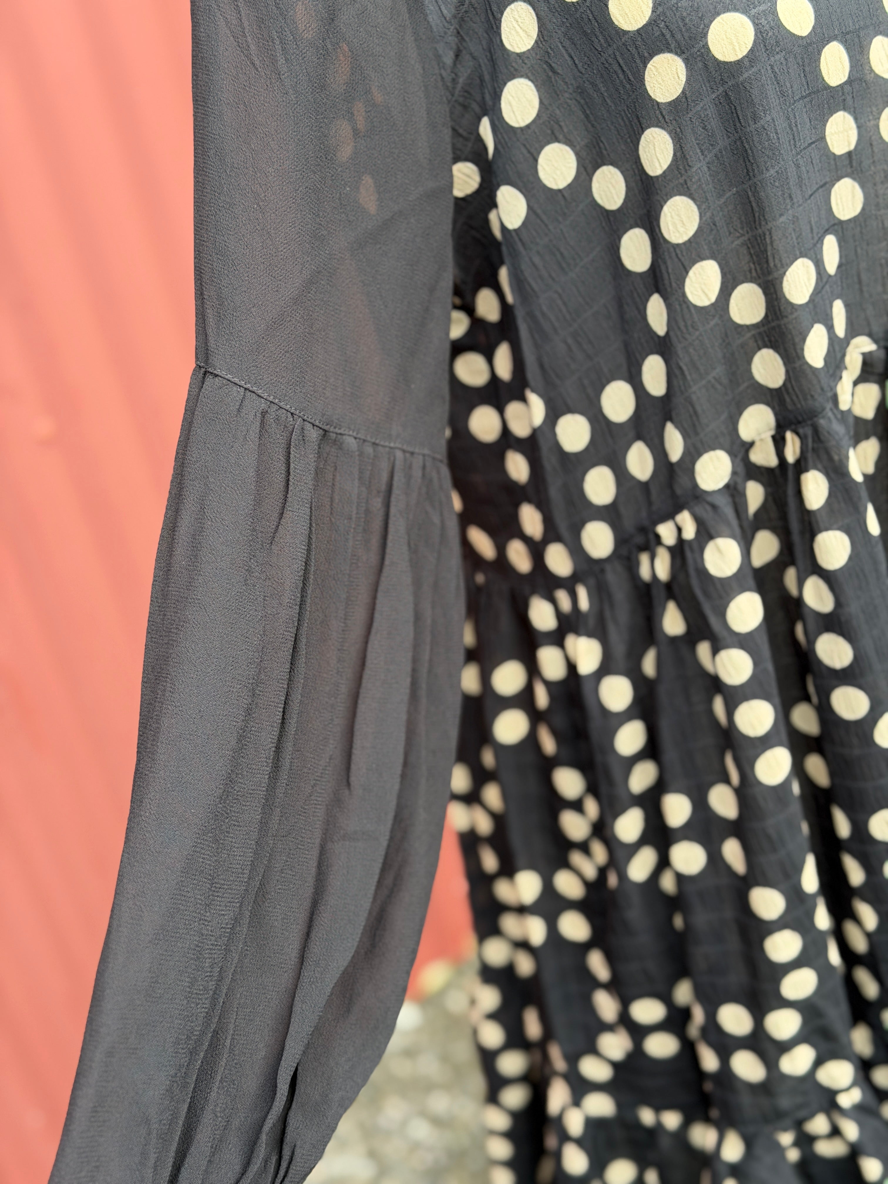 Jellicoe Black and Cream Dress - Size 2XL