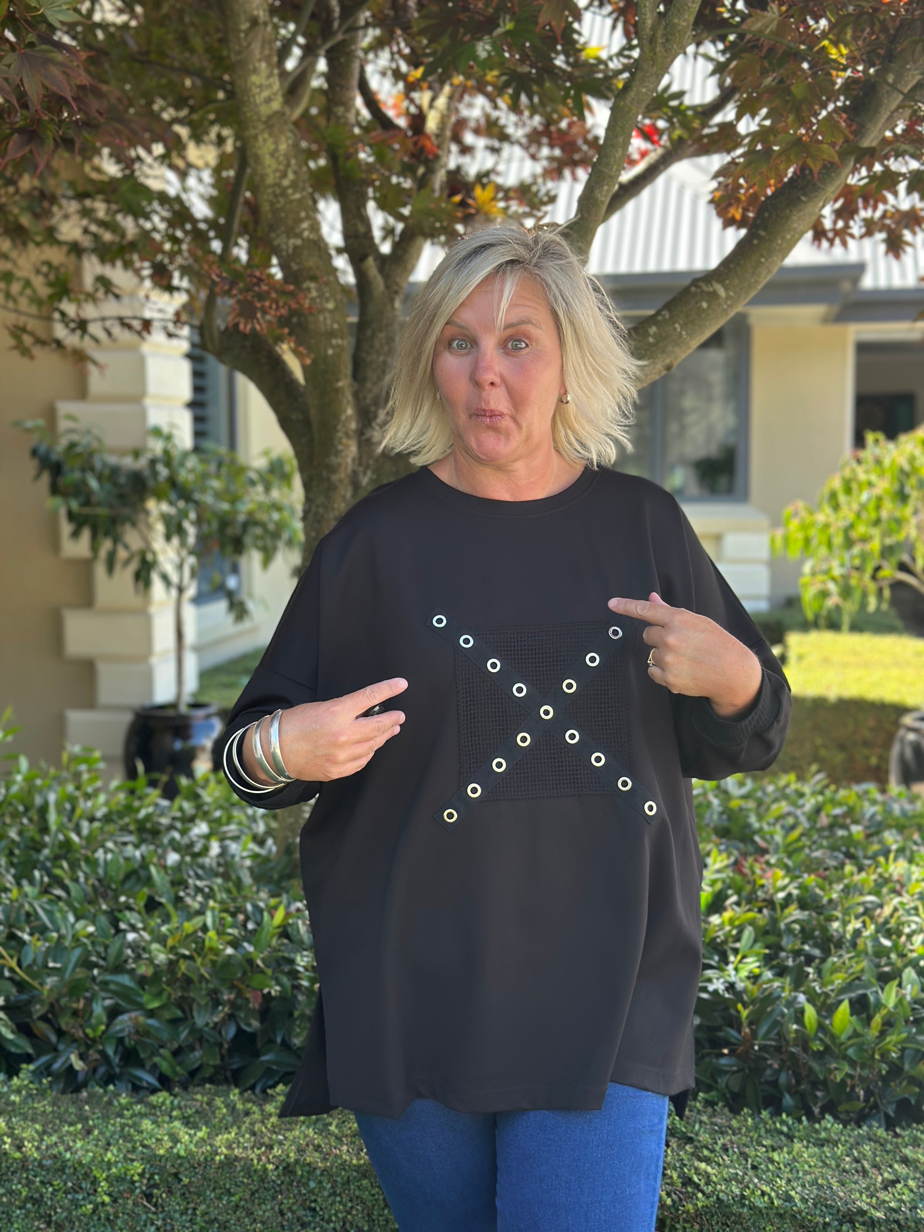 Bulls Eye Top -Sweatshirt