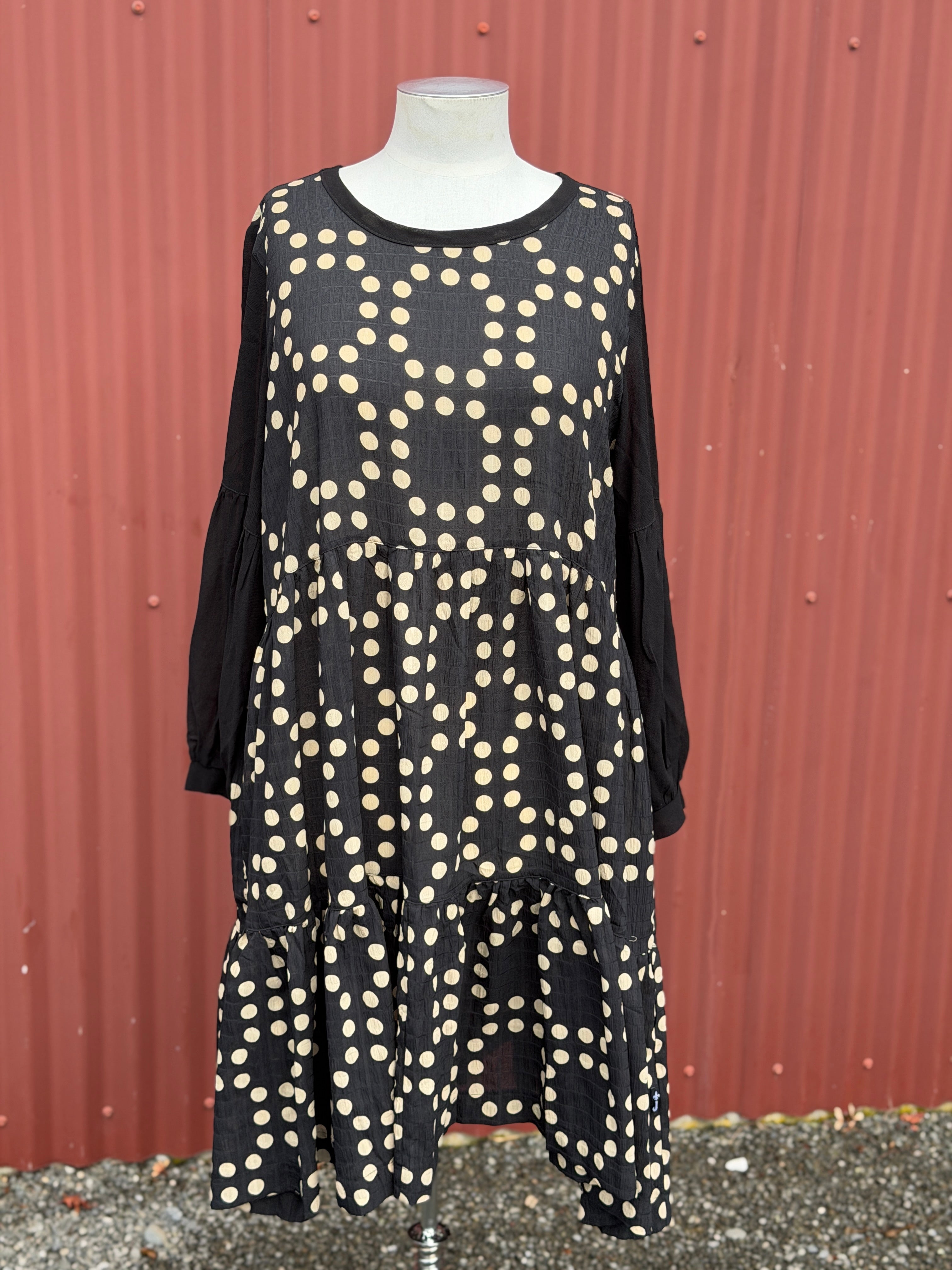 Jellicoe Black and Cream Dress - Size 2XL