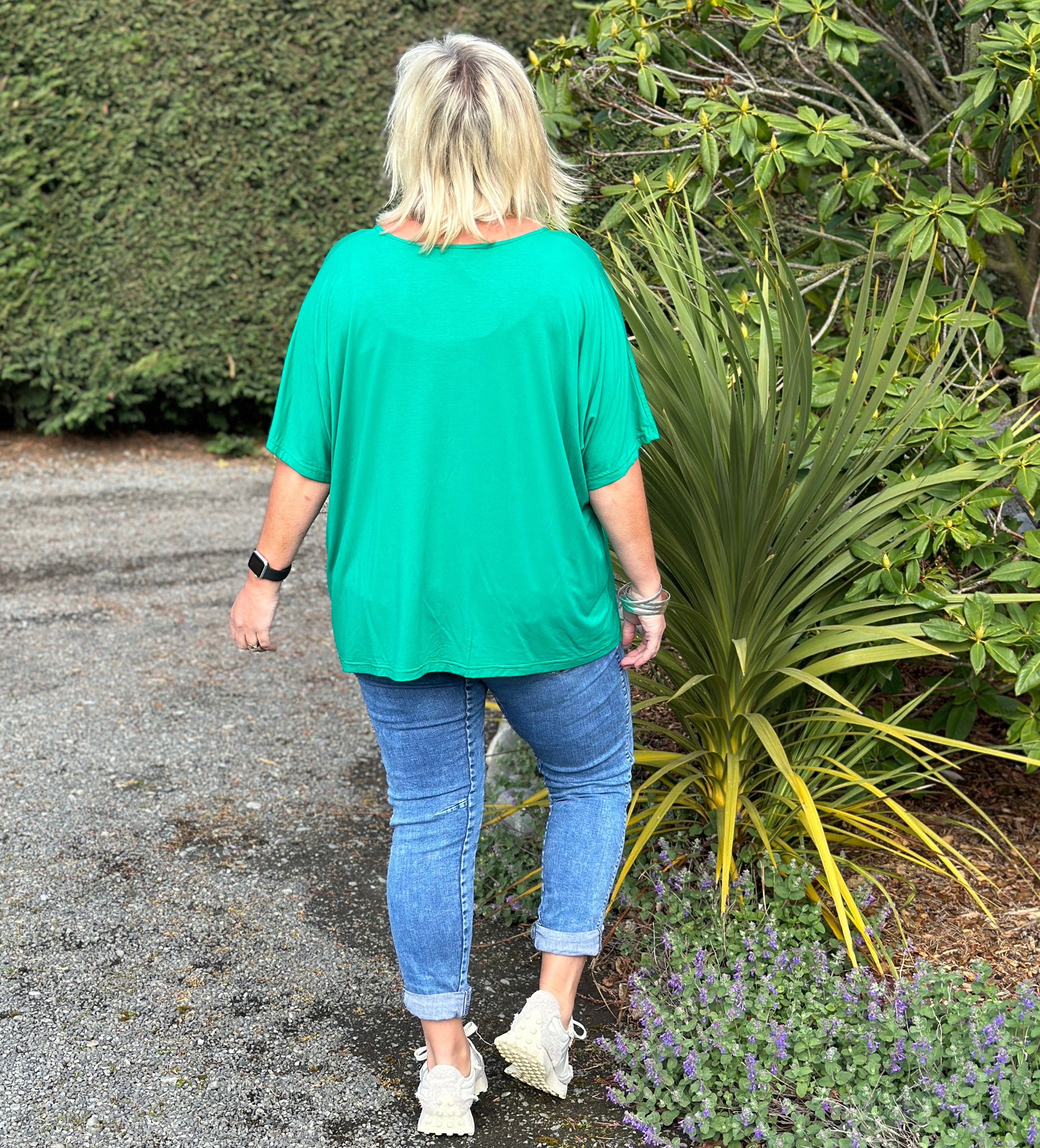 Flower Baggie Tee