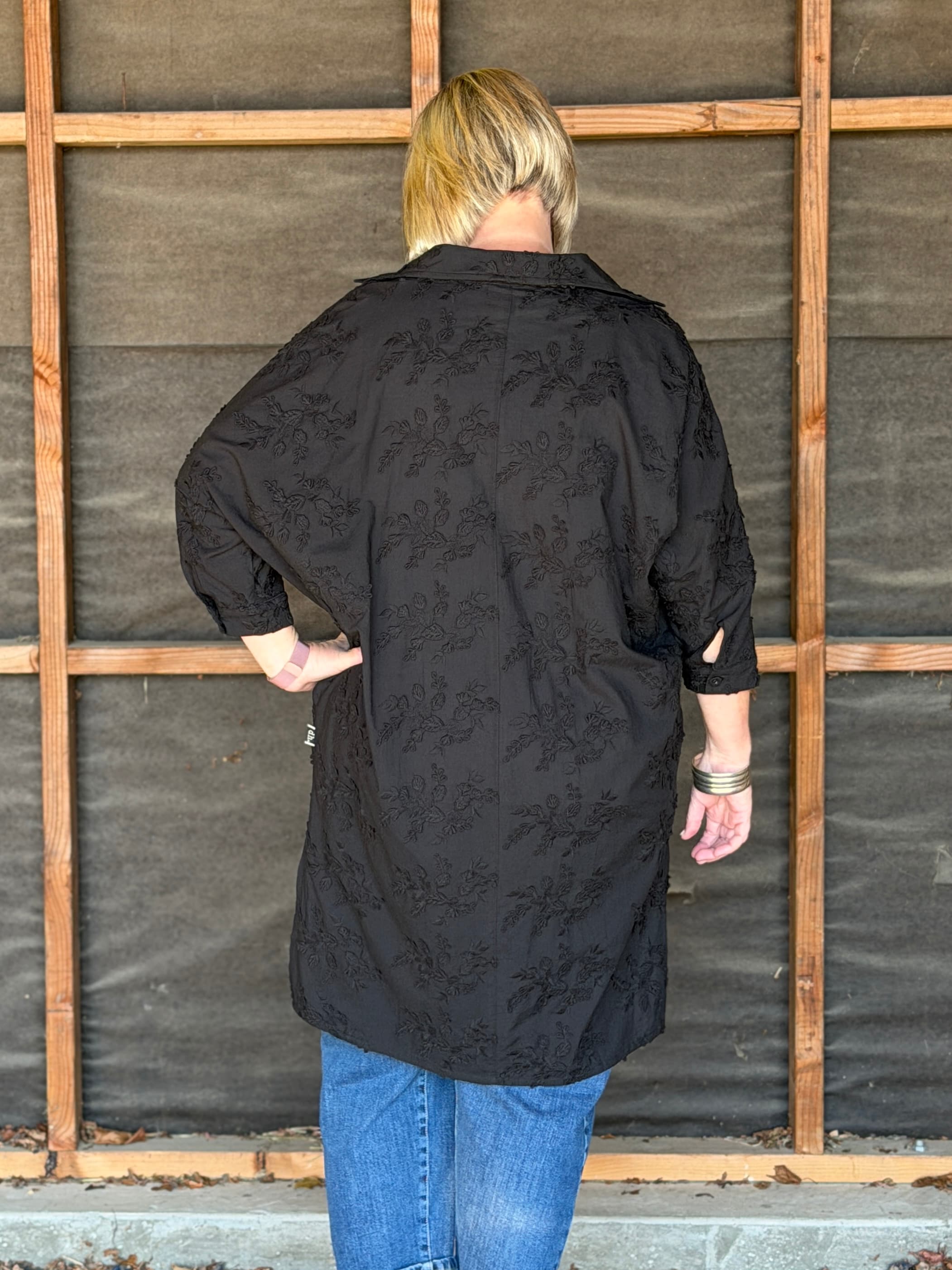 Alexis Shirt | 3D Embroidery Black
