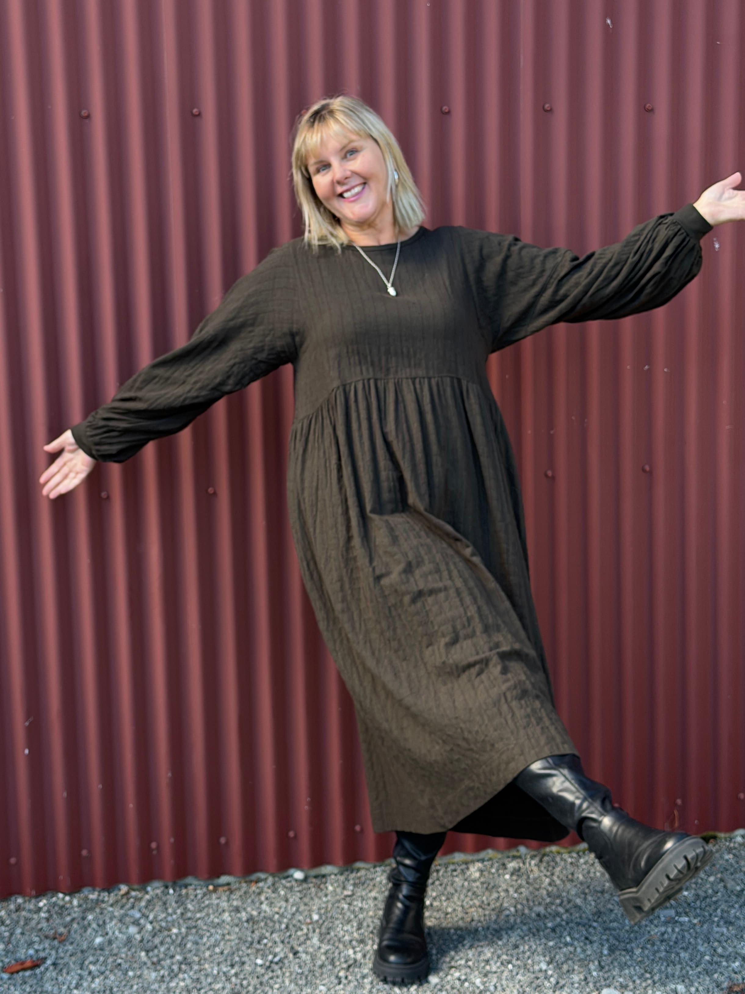 Brie Dress - Sage Line