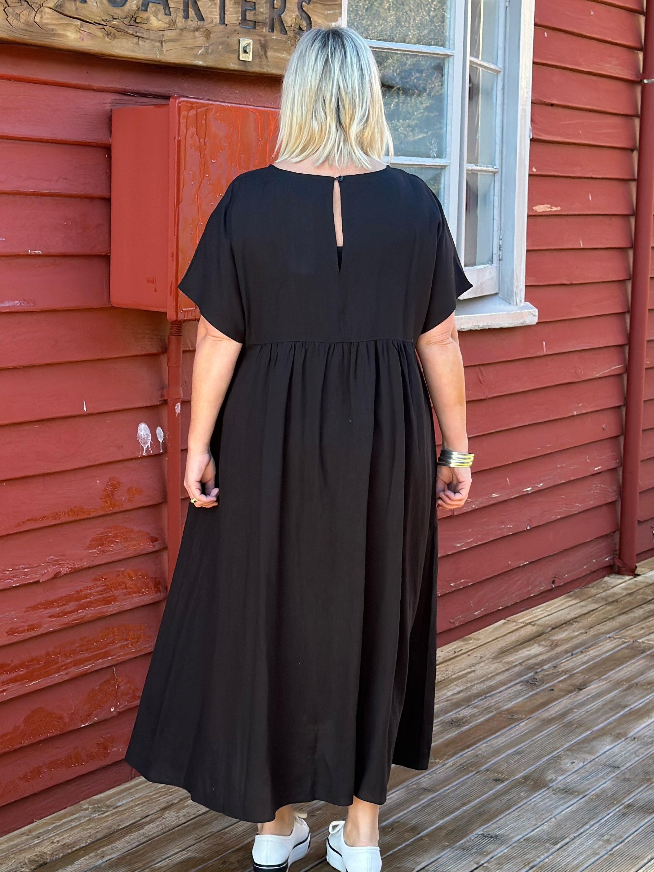 Hudson Maxi Dress -Black