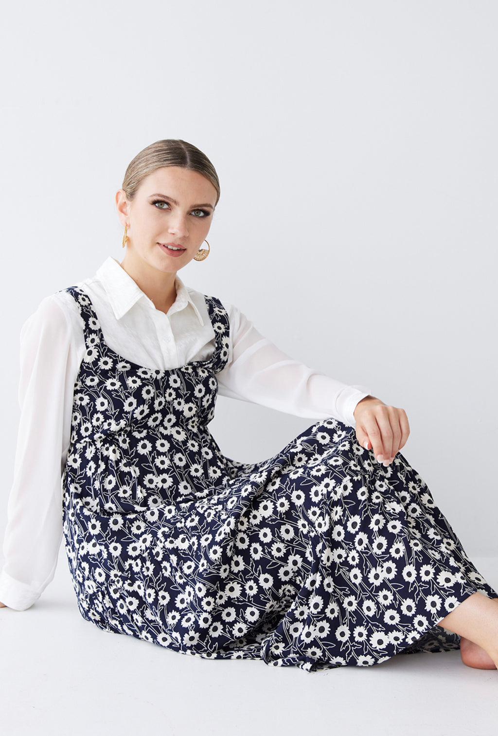 Night Daisy Sun Dress -Size 18