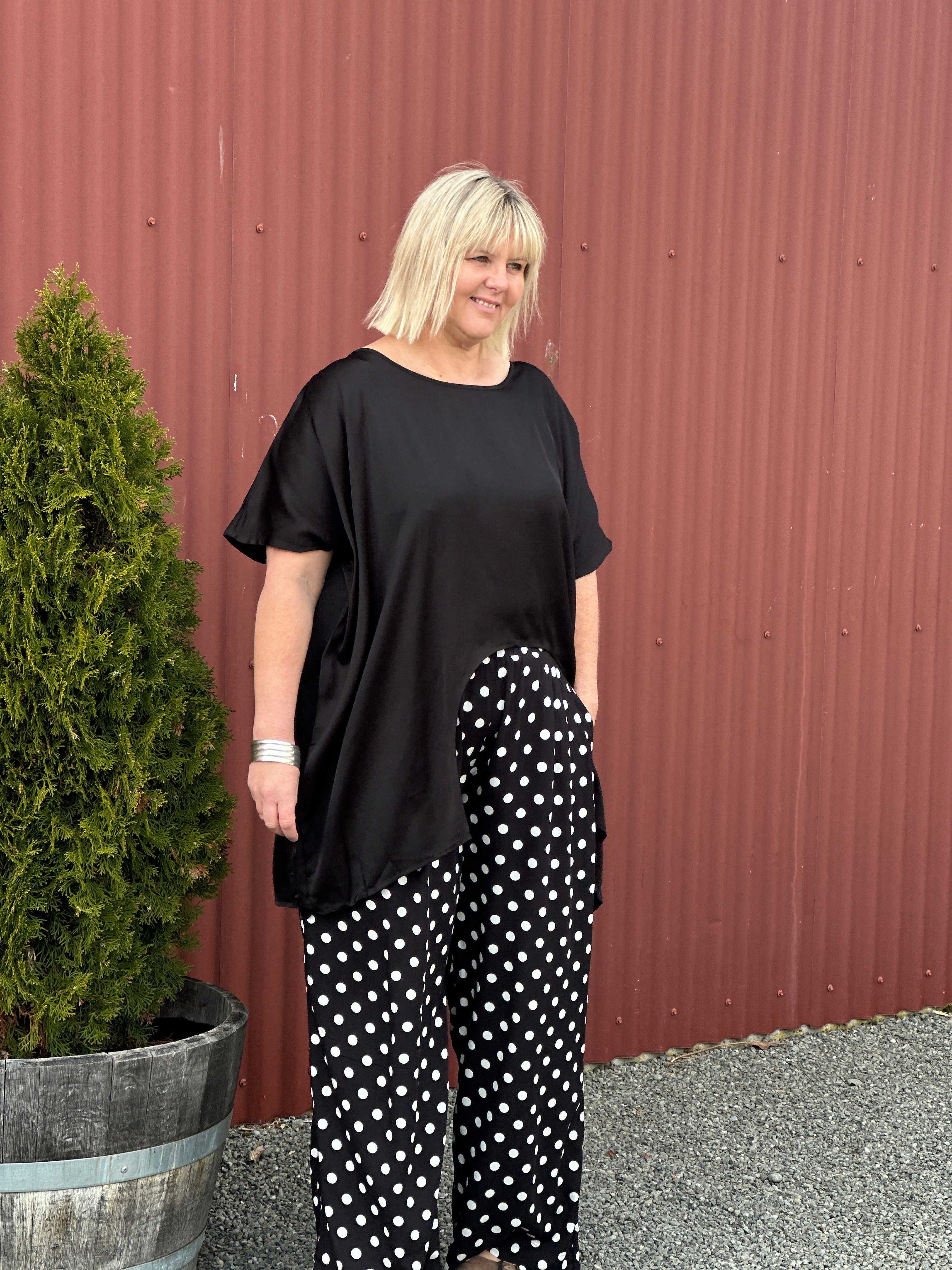 CURVE TOP - Black