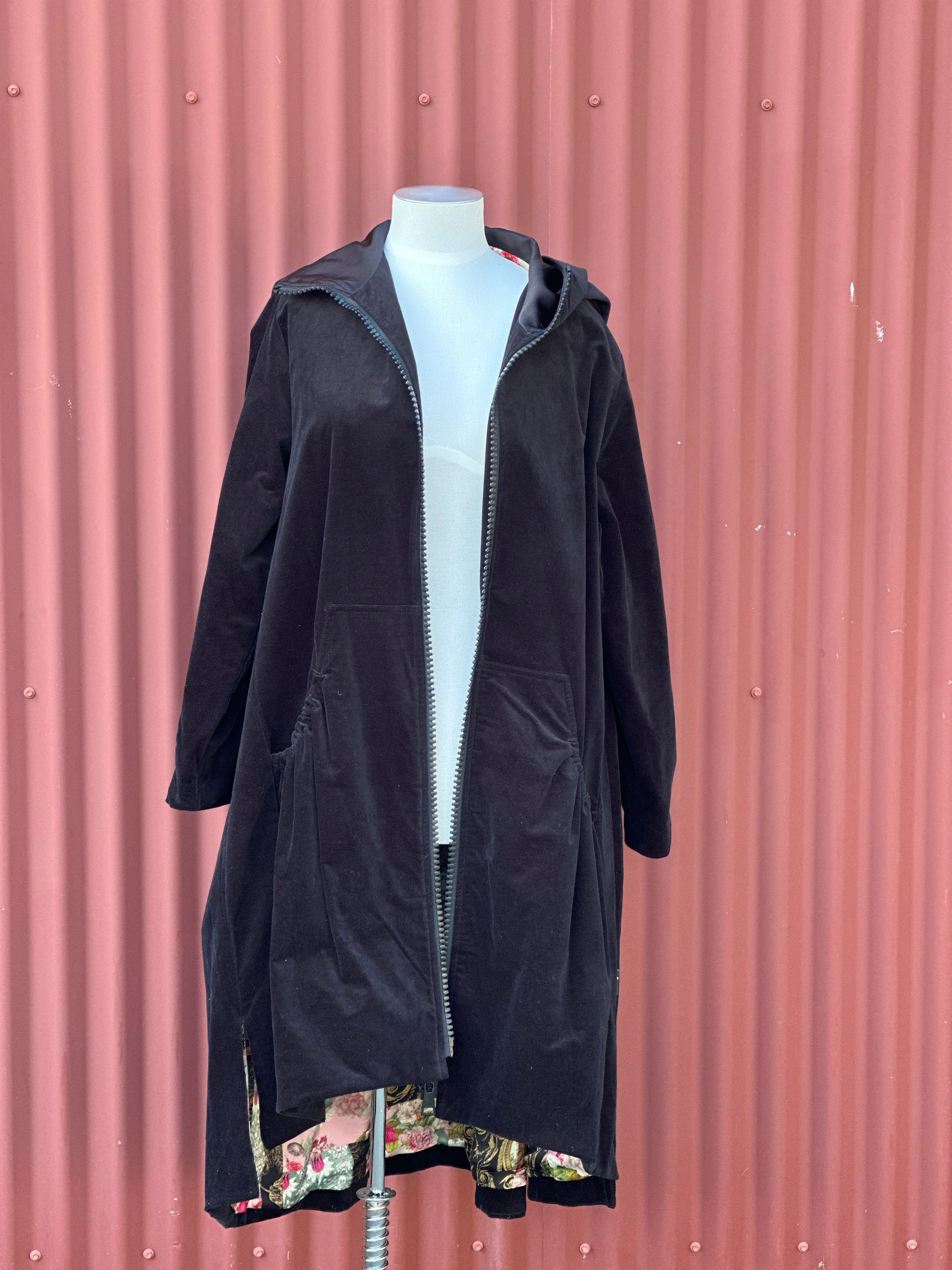 Jellicoe Trenchie Coat - Size 3XL