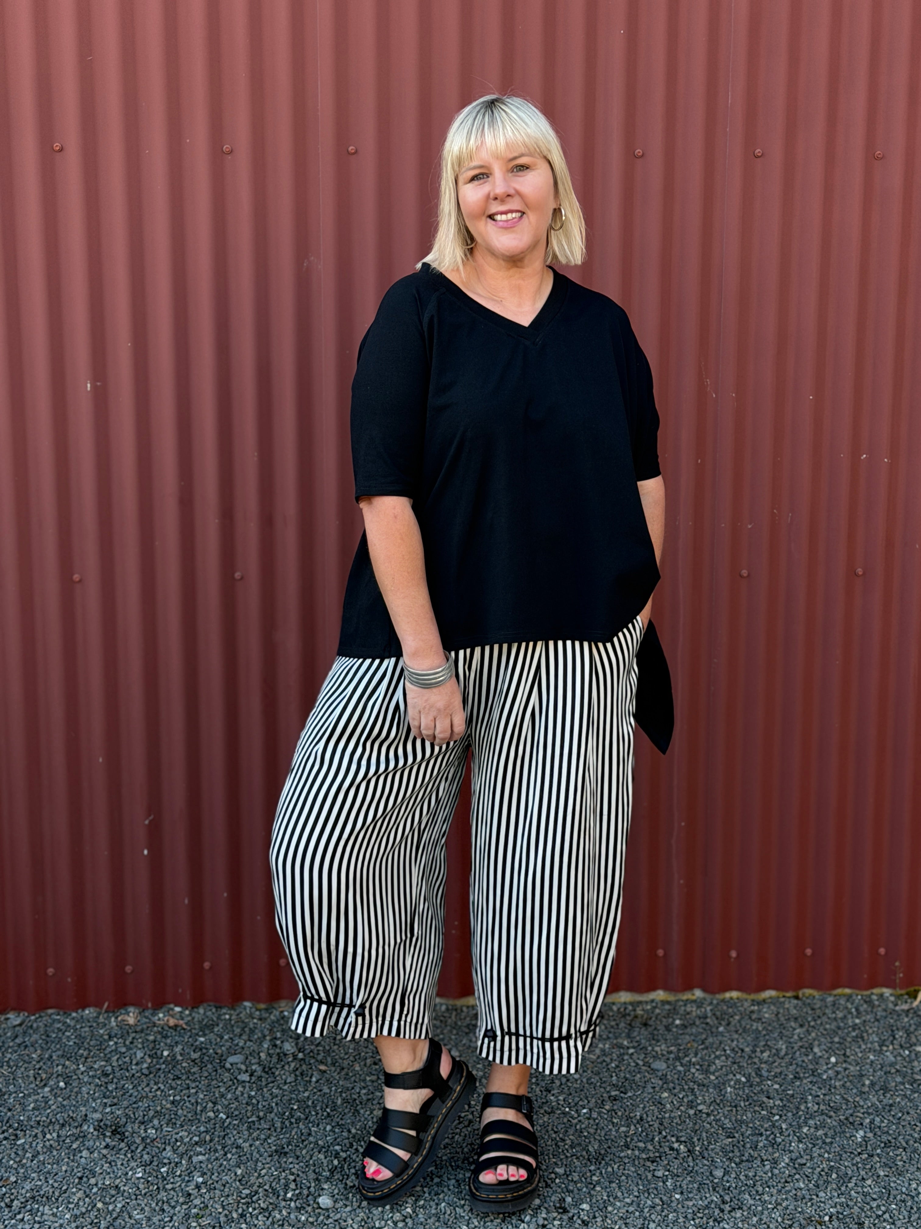 Rio Shorts ( Long) -Monostriped