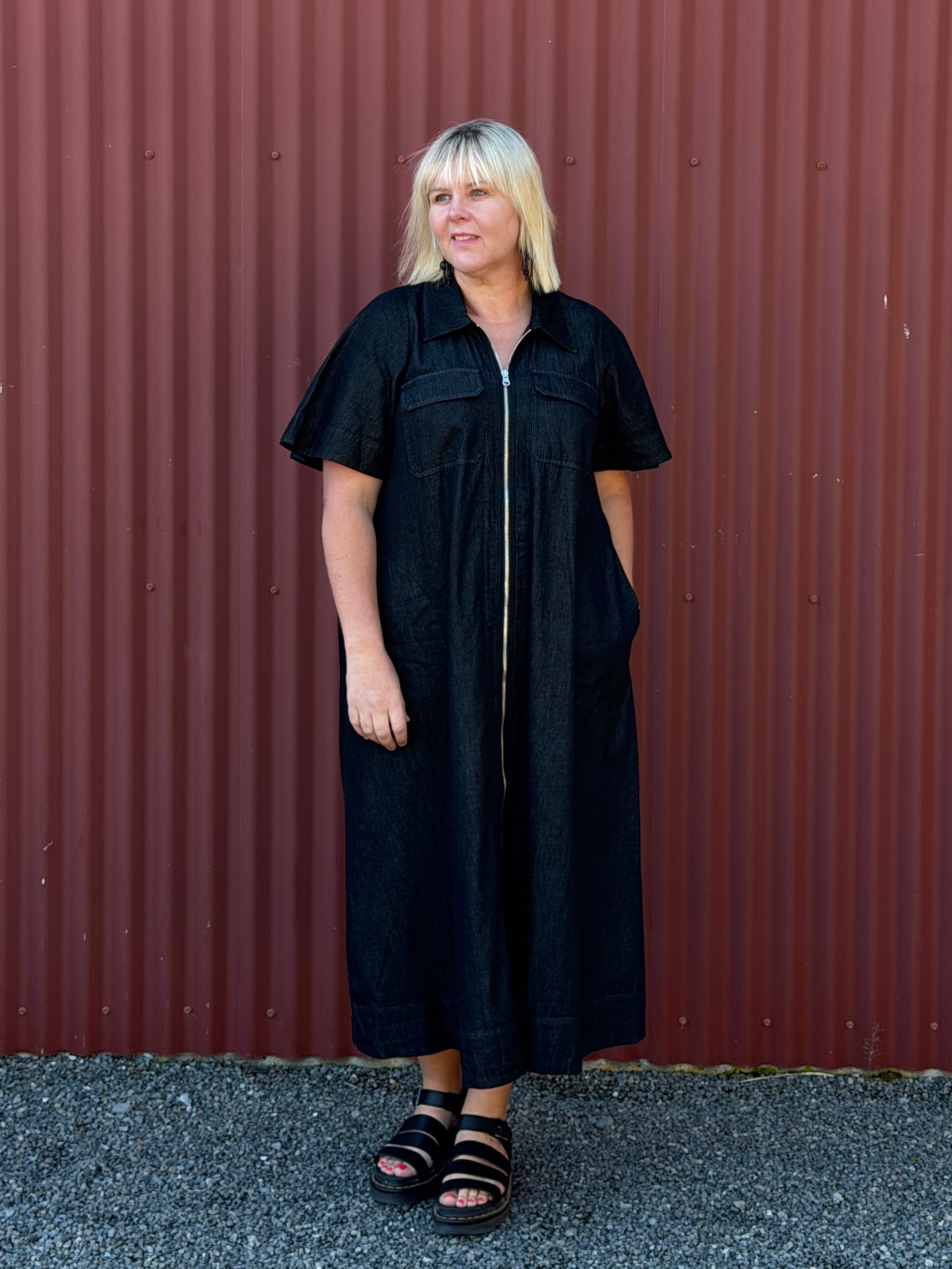 Chore Dress - Black