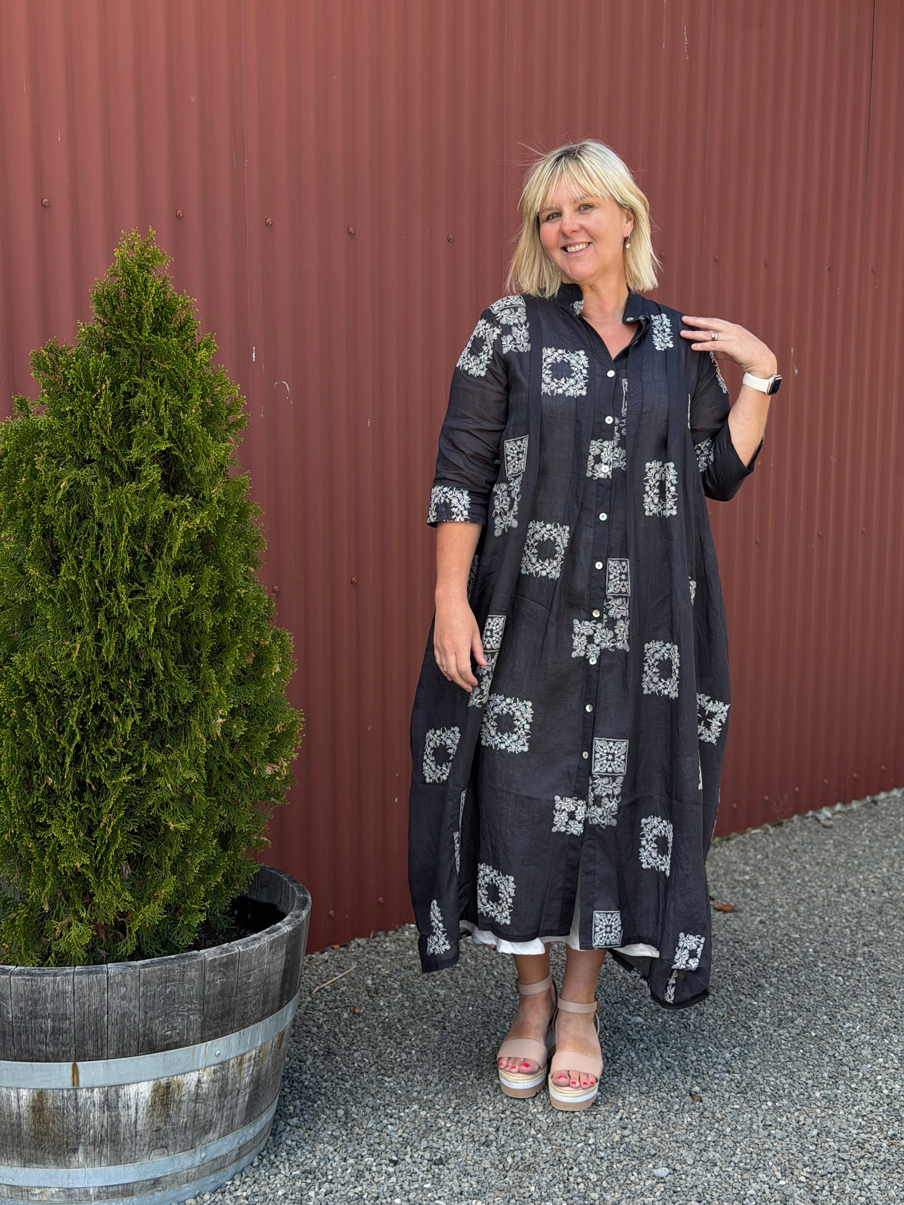 French Me in Dress - Cream/ black Embroidered