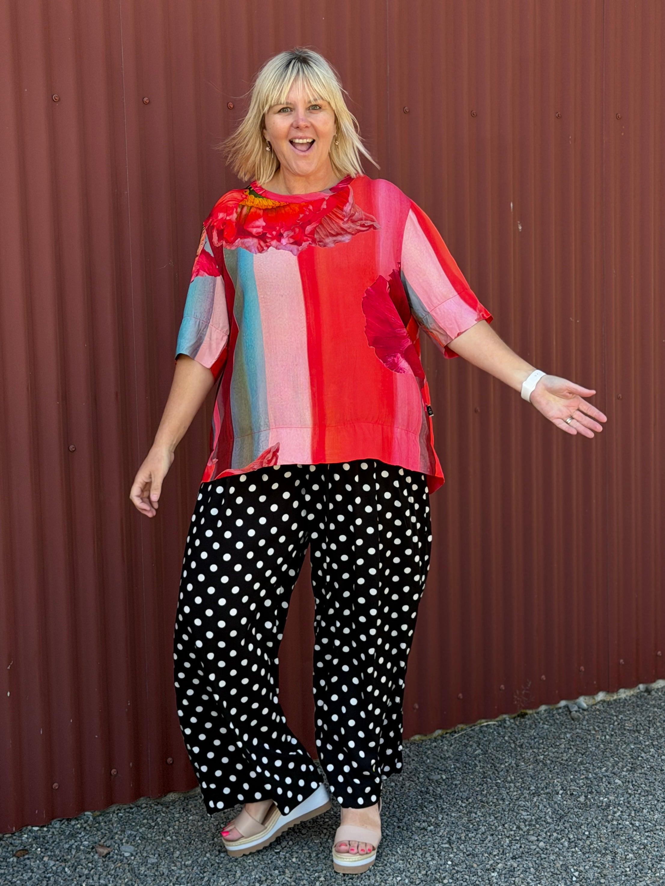 Zepher Top - Vibrant Poppies