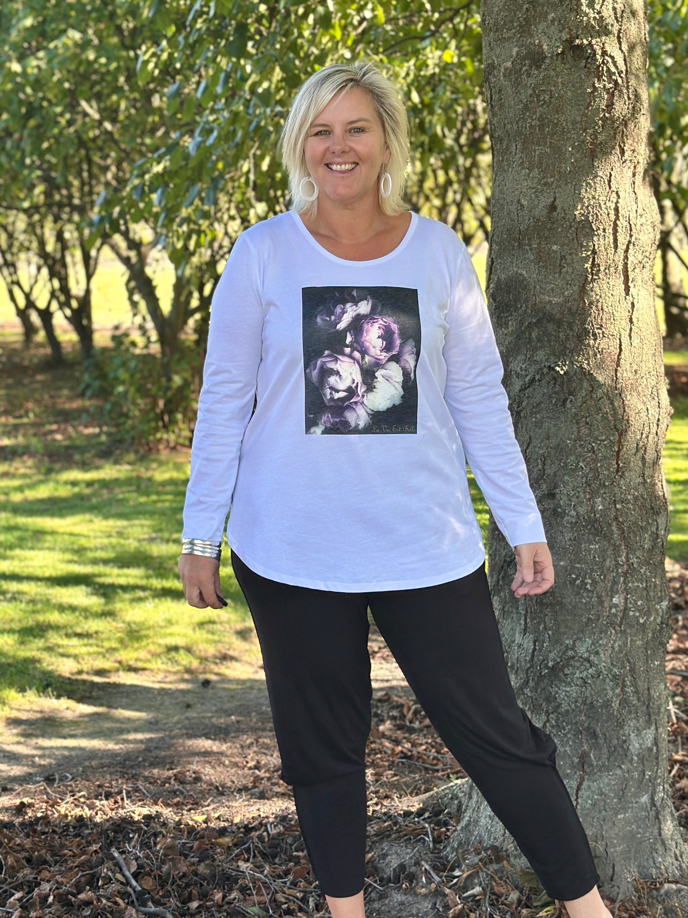 White Long Sleeve Curved Hem Bouquet Tee