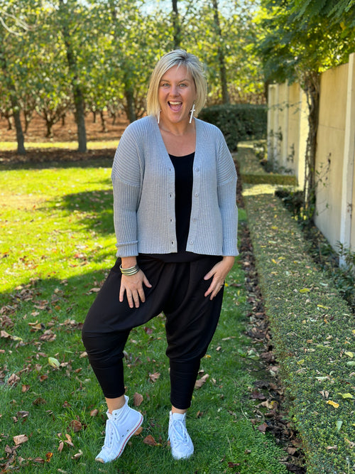 ! !  Merino Rib Vee Cardi - Silver