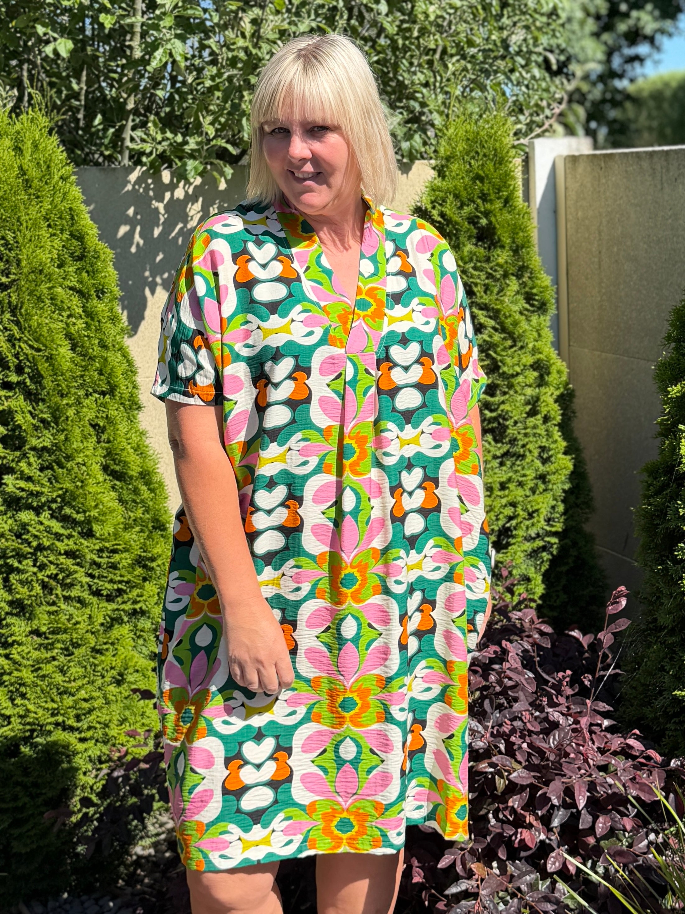 Kotua Dress -Green Retro