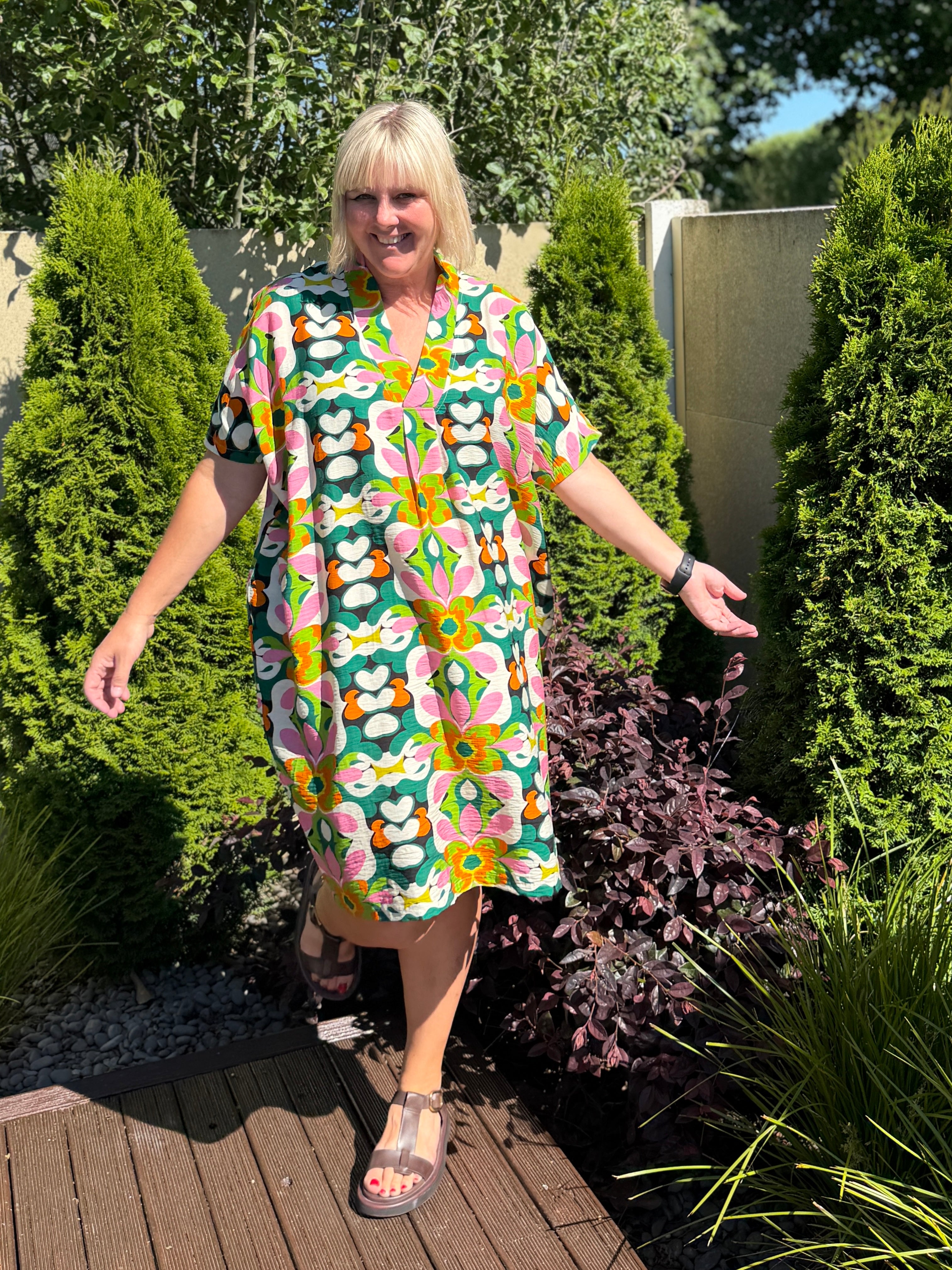 Kotua Dress -Green Retro