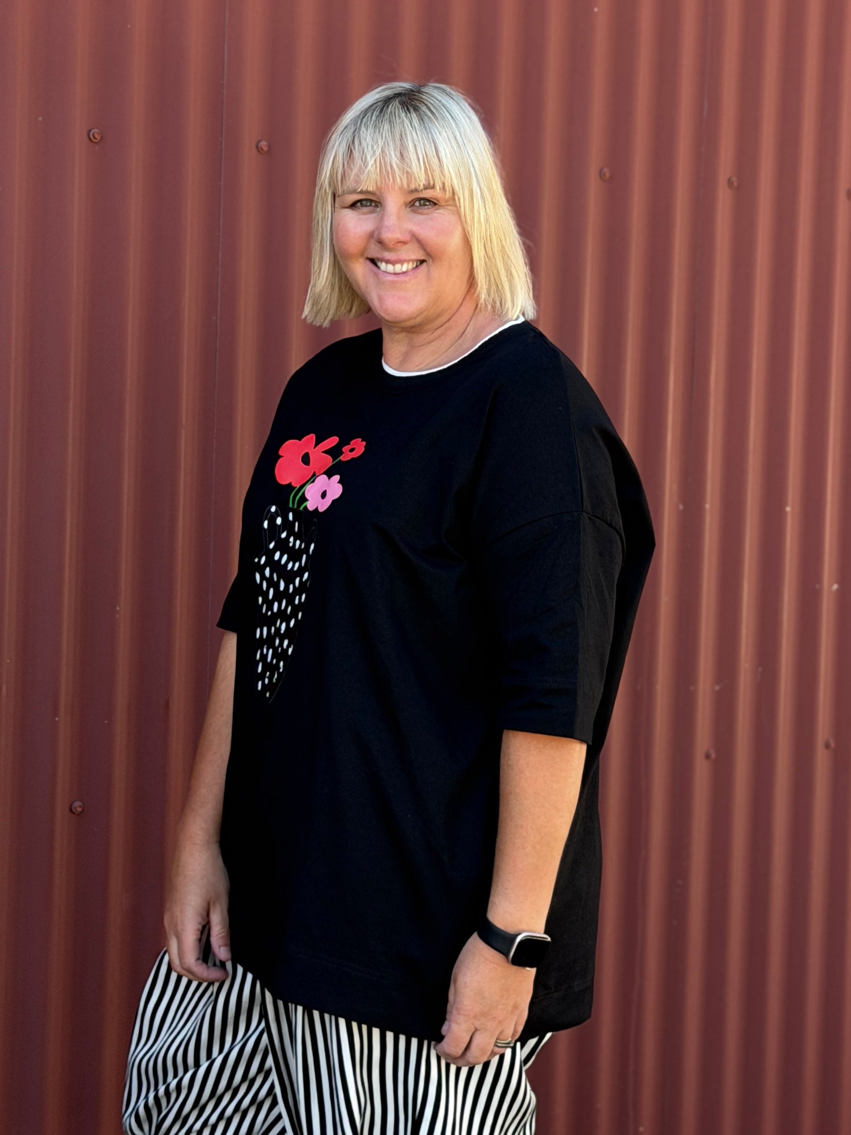 Jellicoe Box Tee -Black Flower Pot