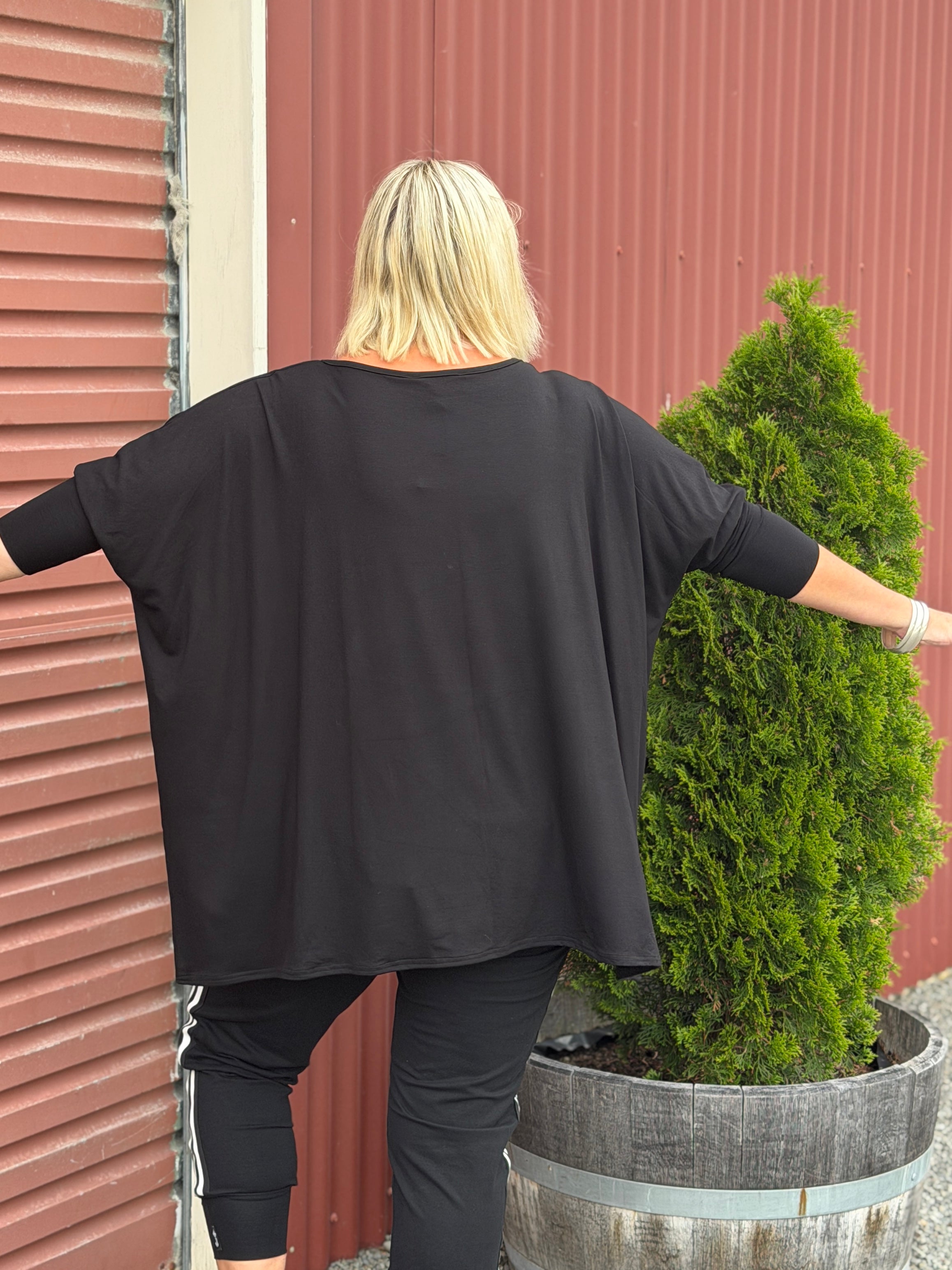 Tasman Tee  - Insert Pink Square