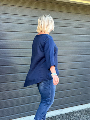 ! !    Linen Top Curved Hem - Navy