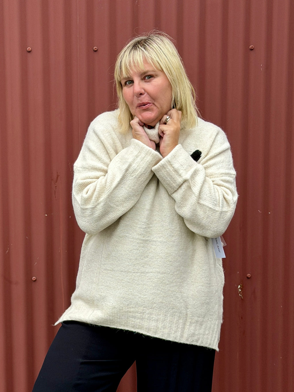 Queen of Hearts Sweater