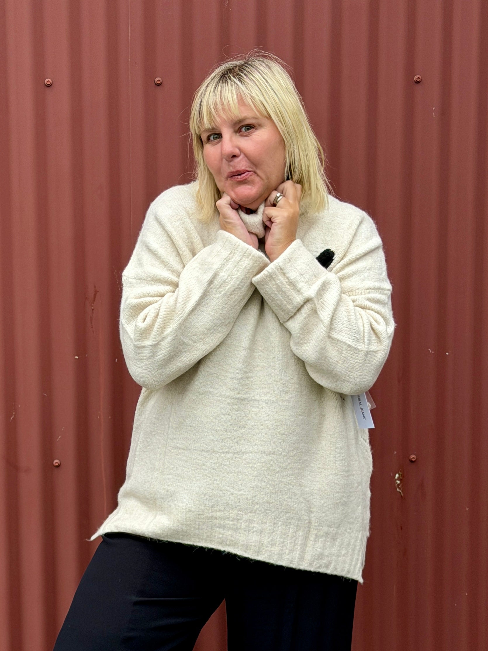 Queen of Hearts Sweater