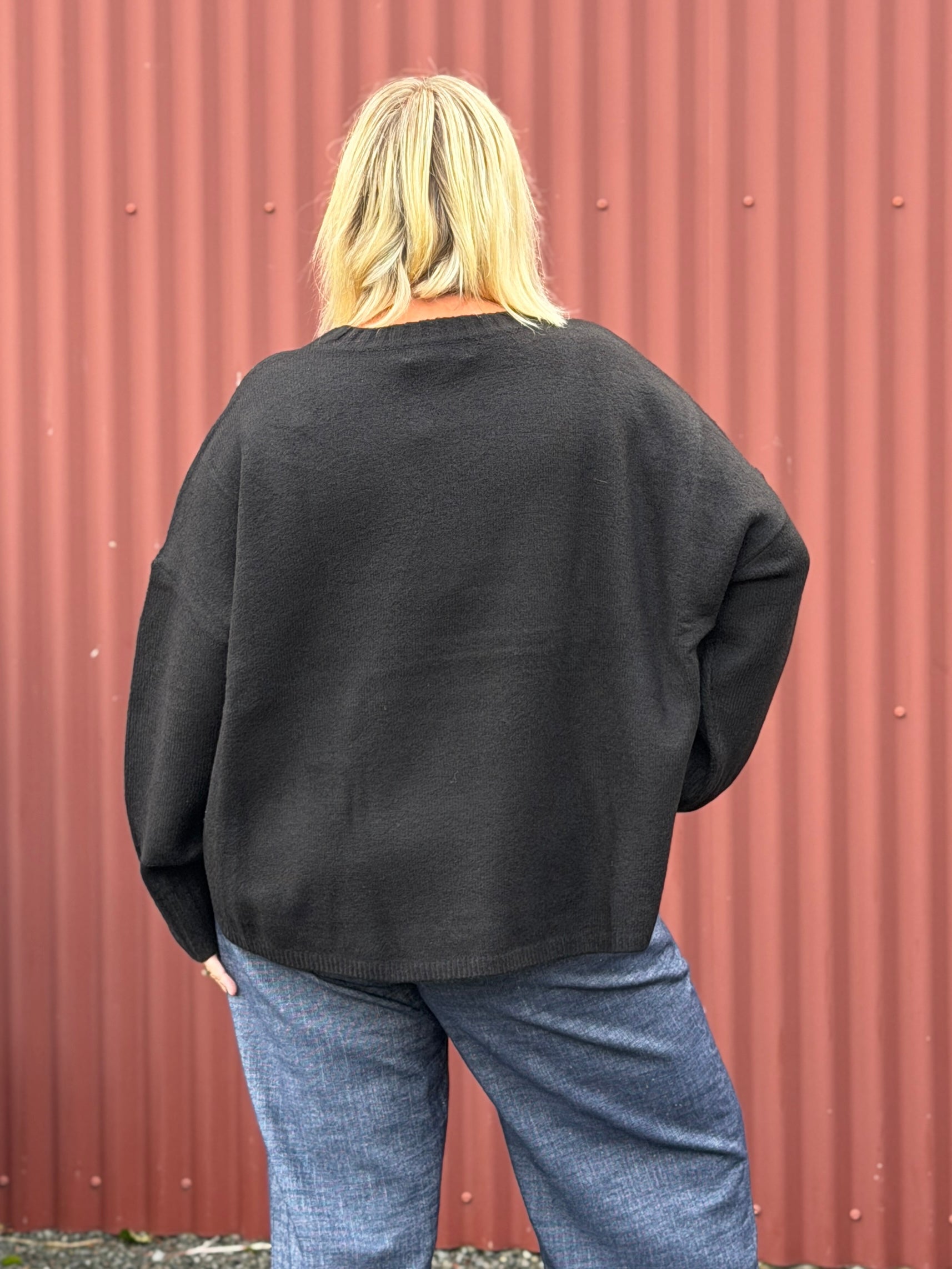 Beaucoup Oversized Sweater - Black