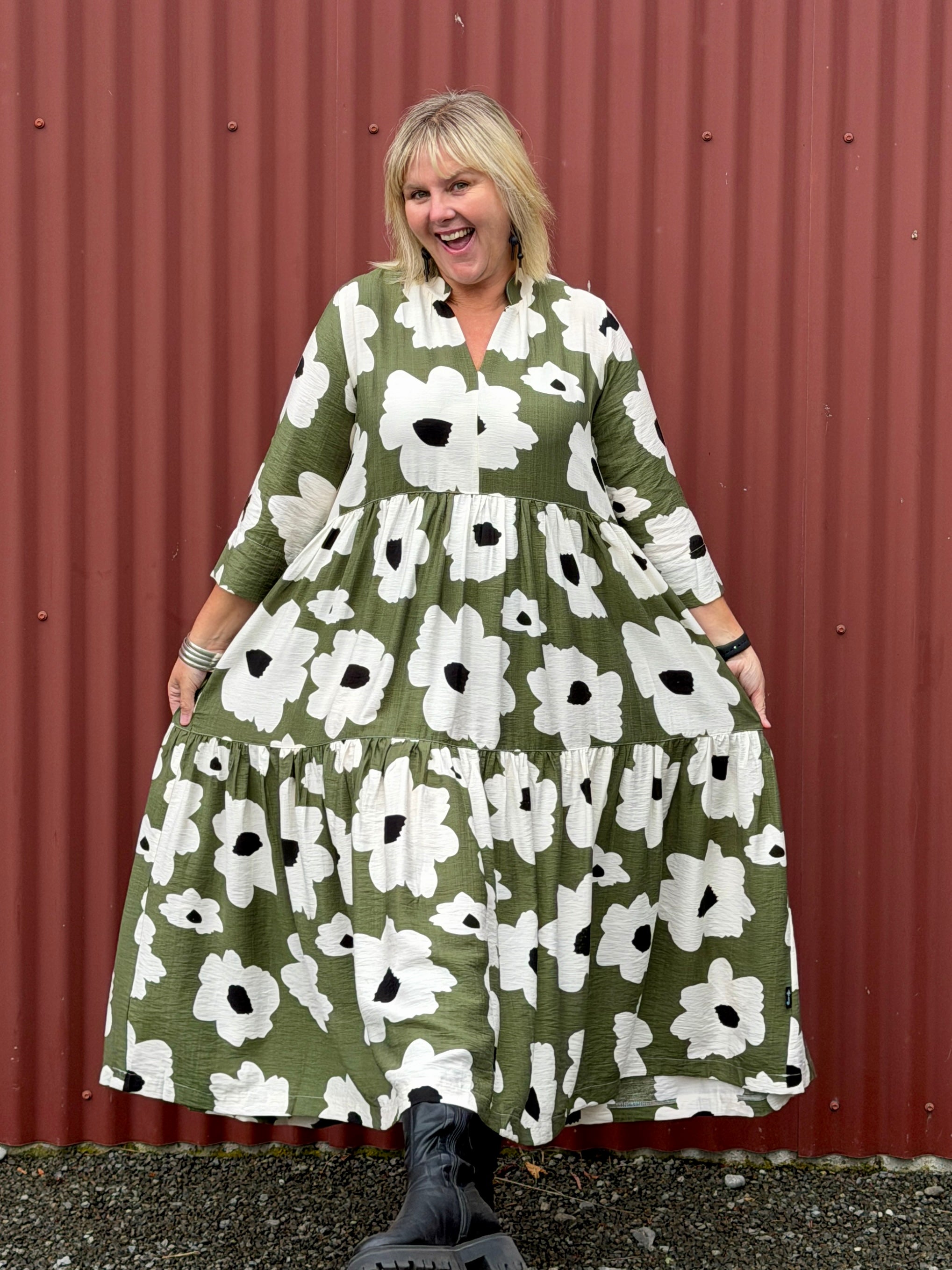 Collar Tiered Dress-Monochrome Meadow