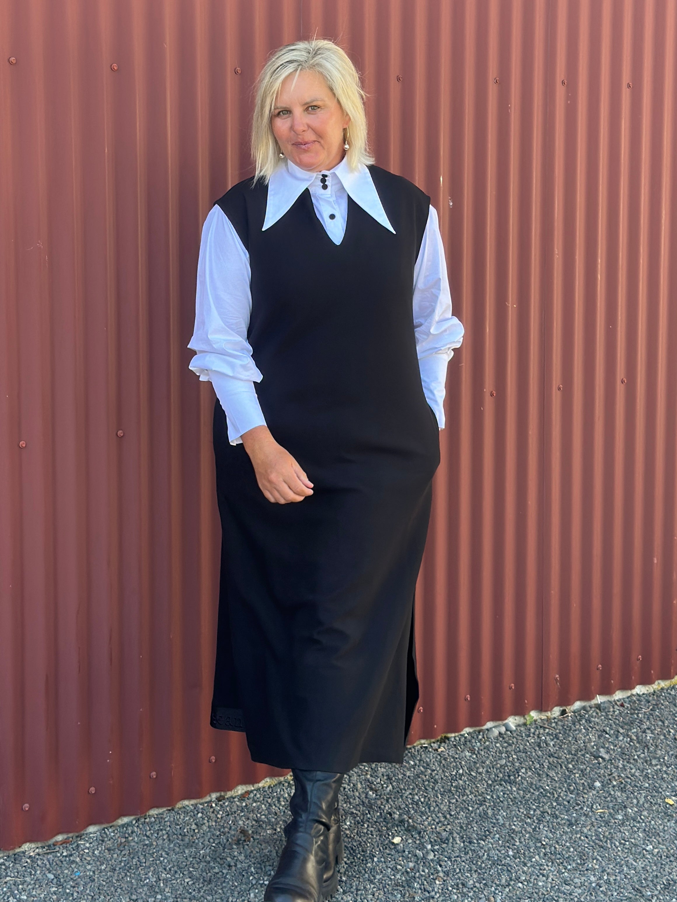 Spirit Dress -Black