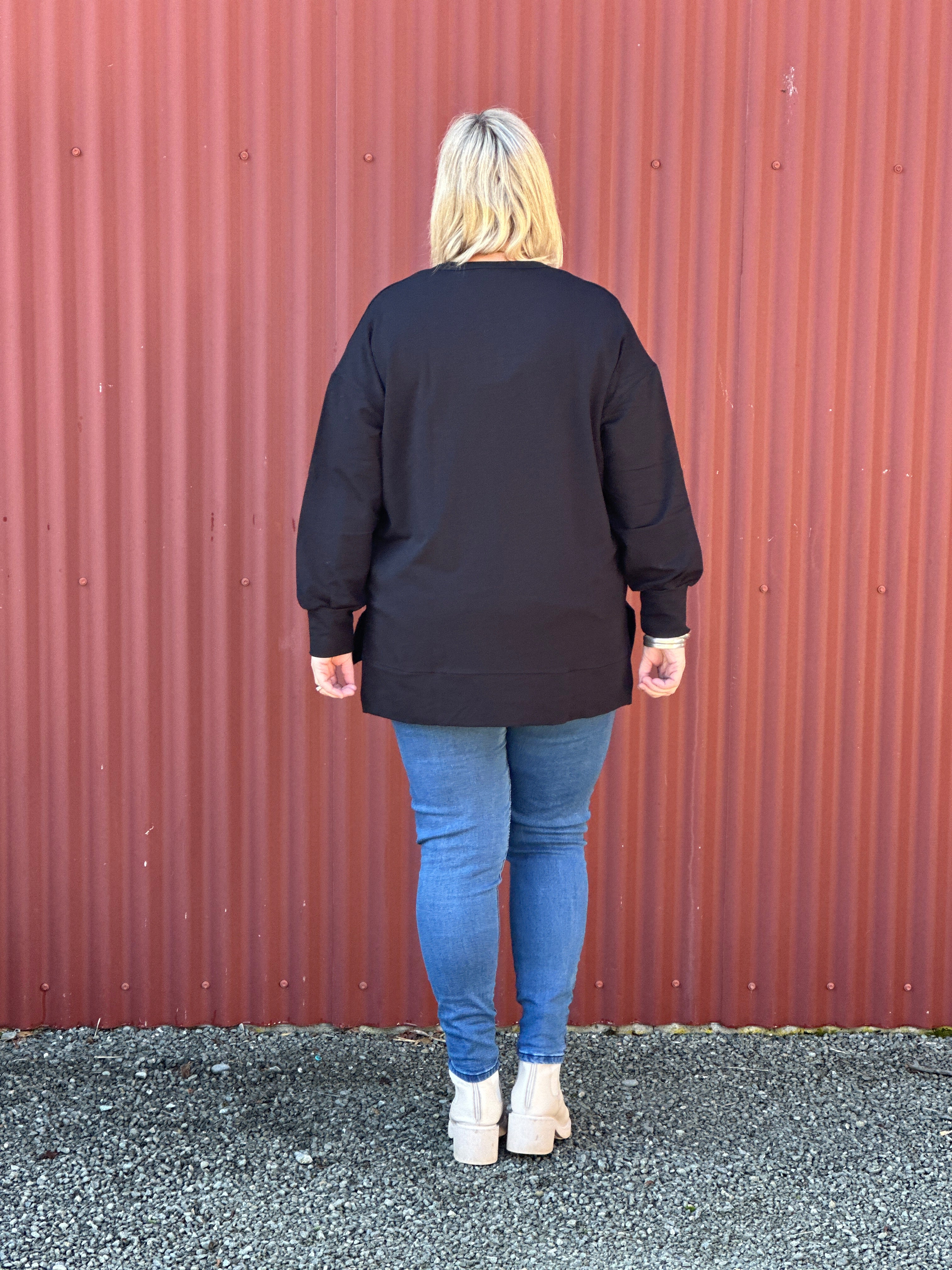 Storm Sweatshirt - Black Raven