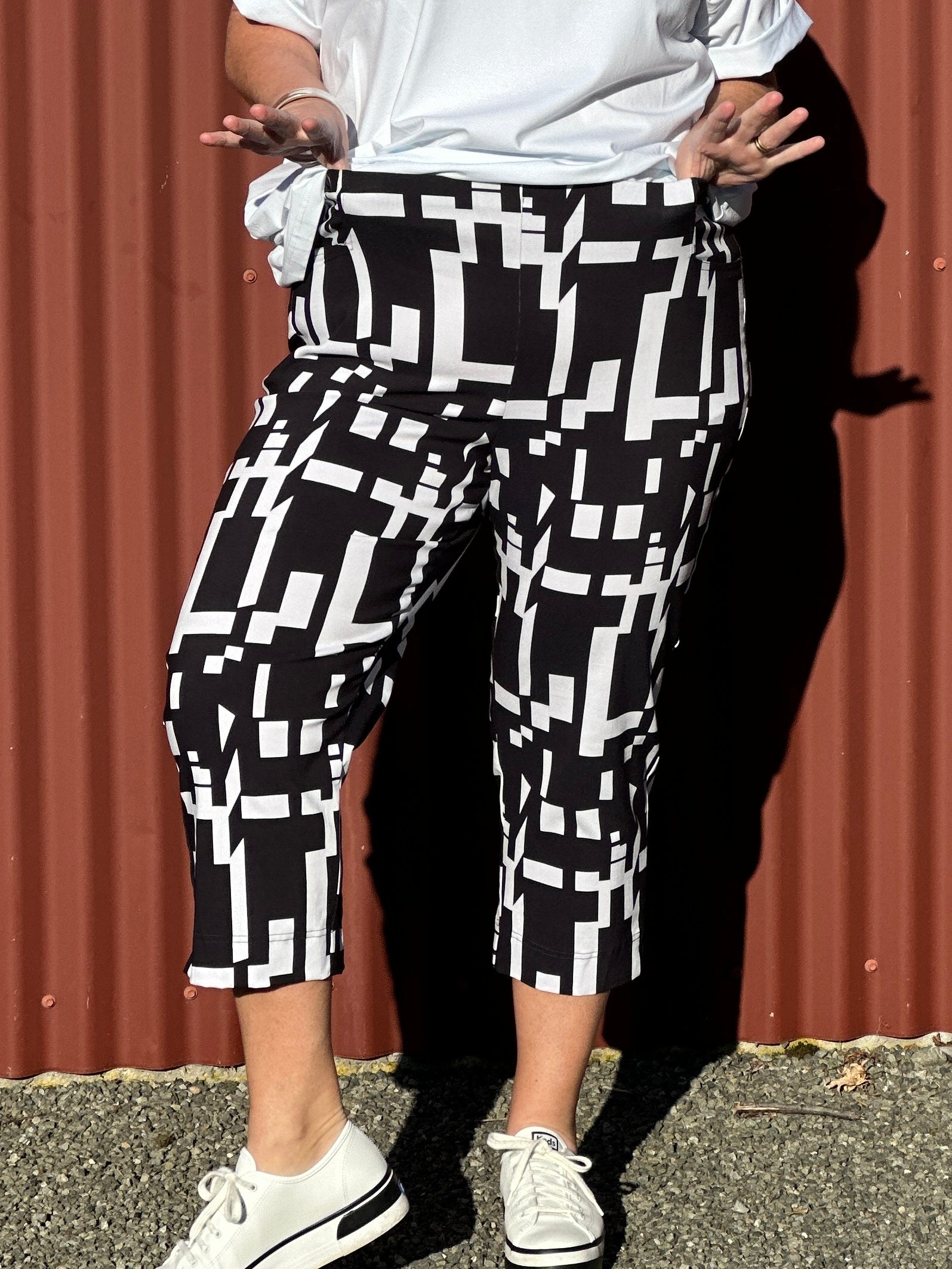 Golf Pants Black and White