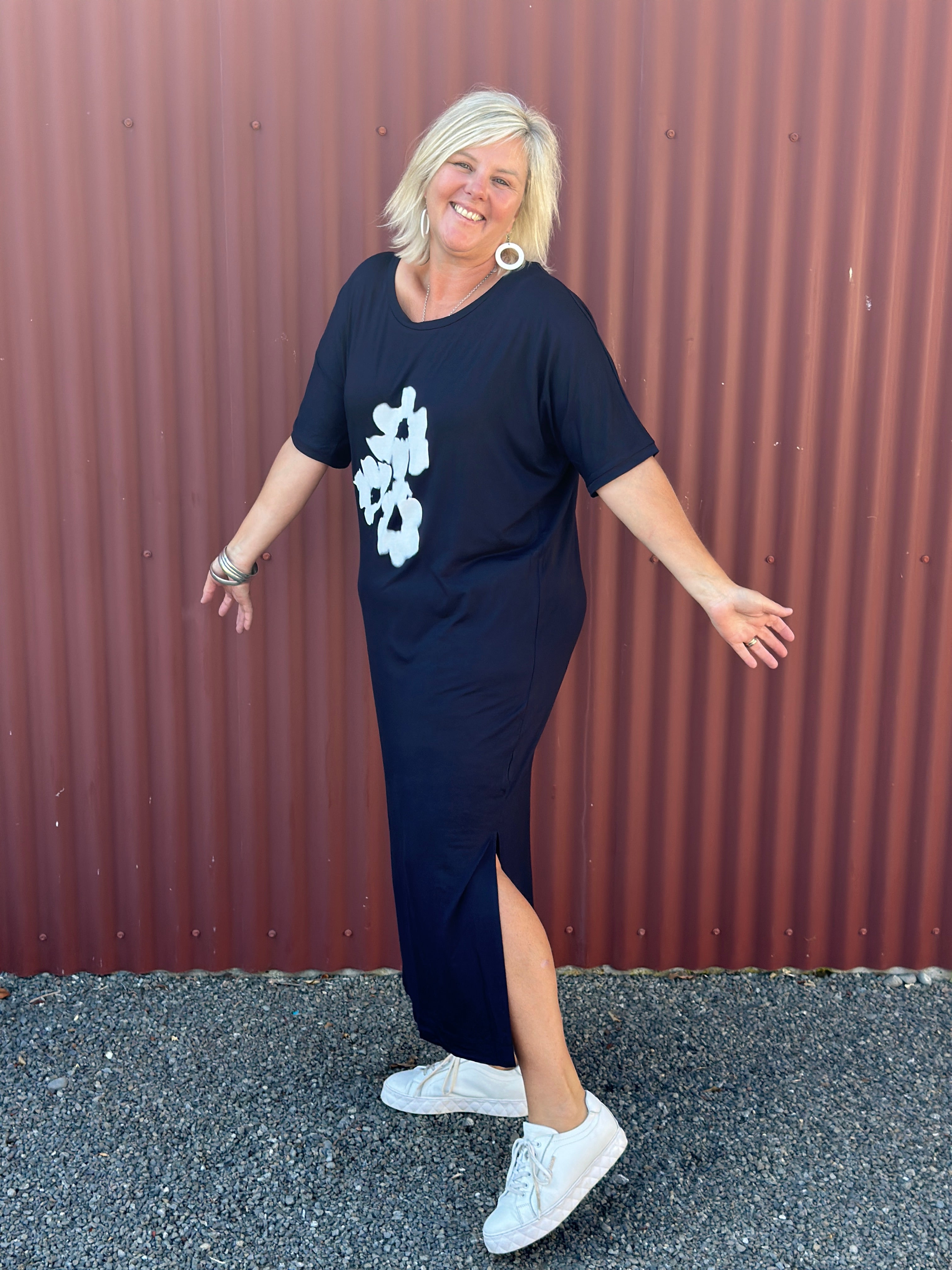 Navy Tee Dress - White Bouquet