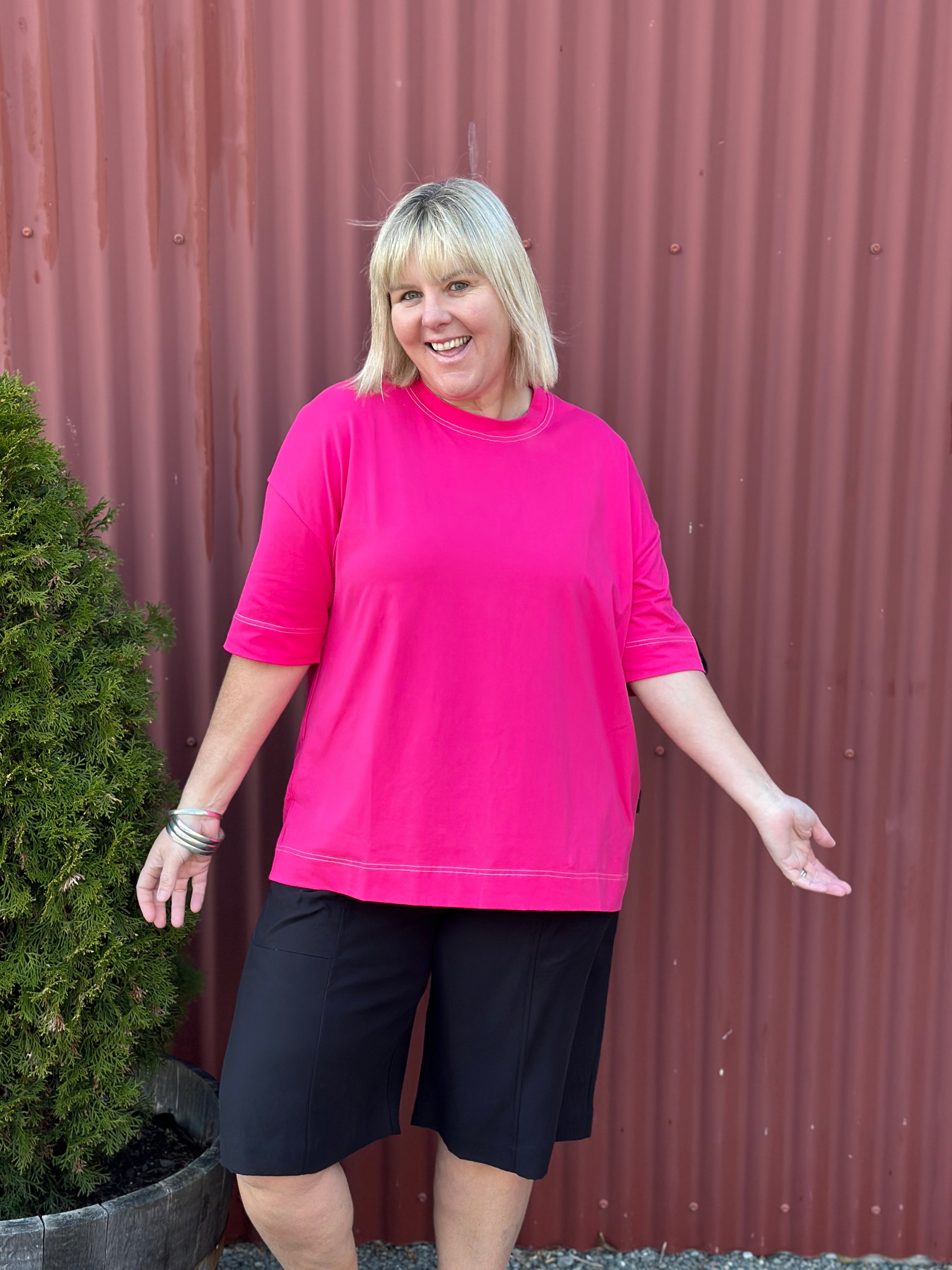 Jellicoe Box Tee - Hot Pink