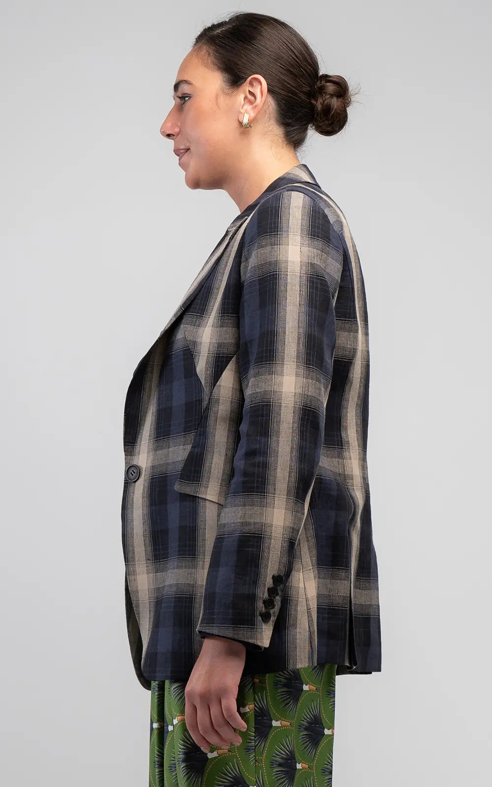 The OBI Marakesh Check Blazer features a bold oversized check, tailored fit and striped lining. Roll back the cuffs to show off the stylish stripe detail.