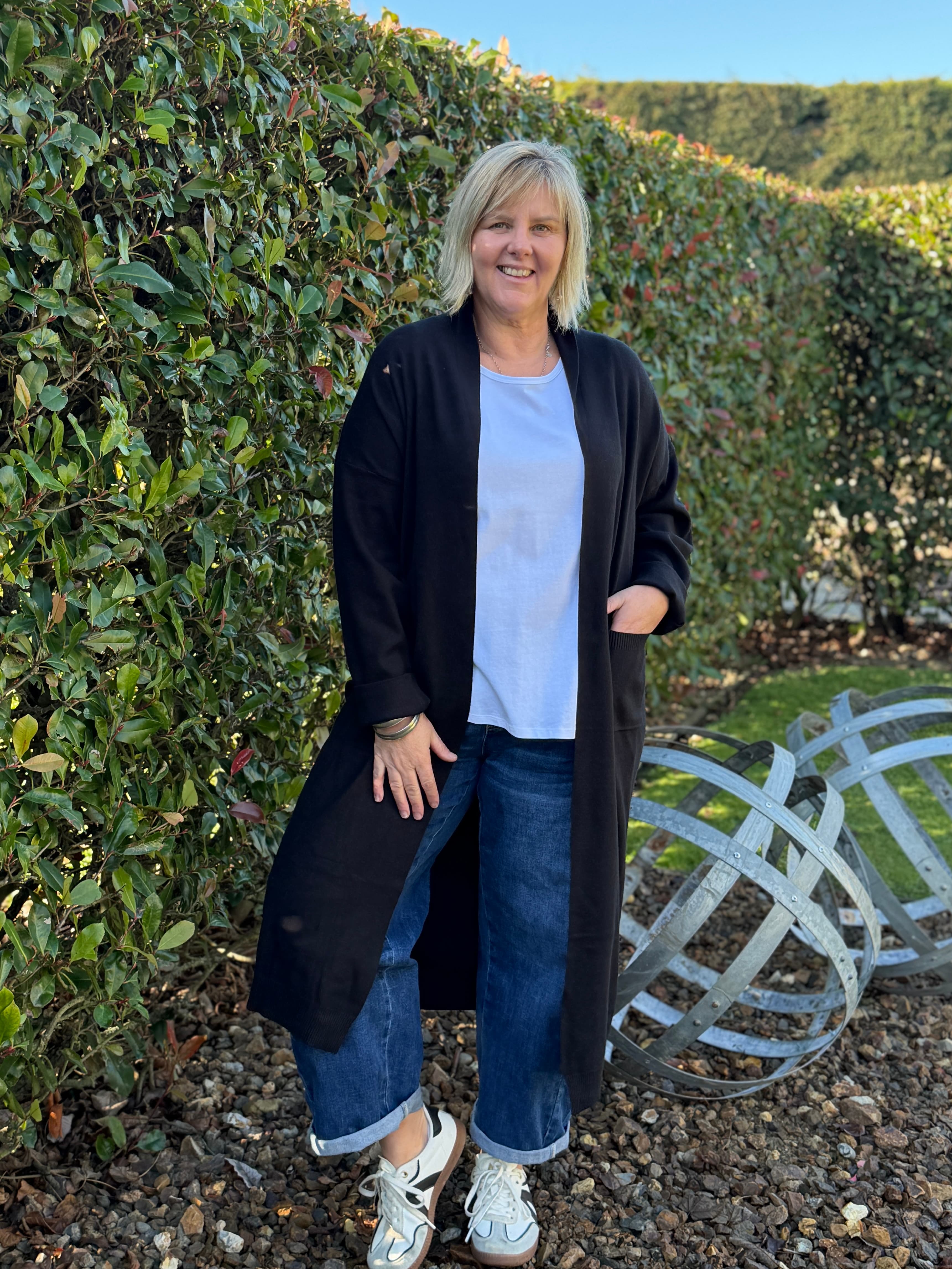 Maxine Cardi - Black
