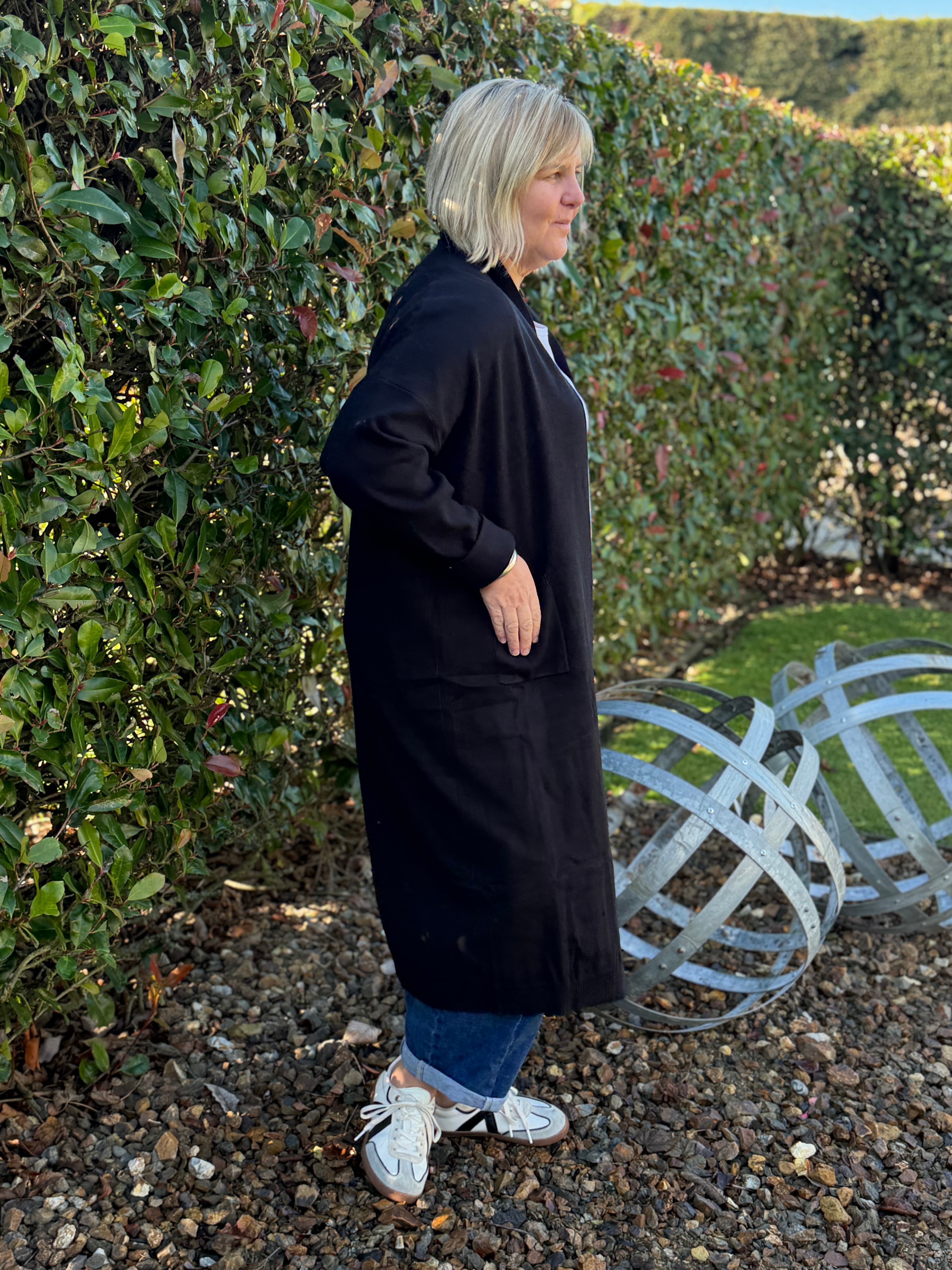 Maxine Cardi - Black