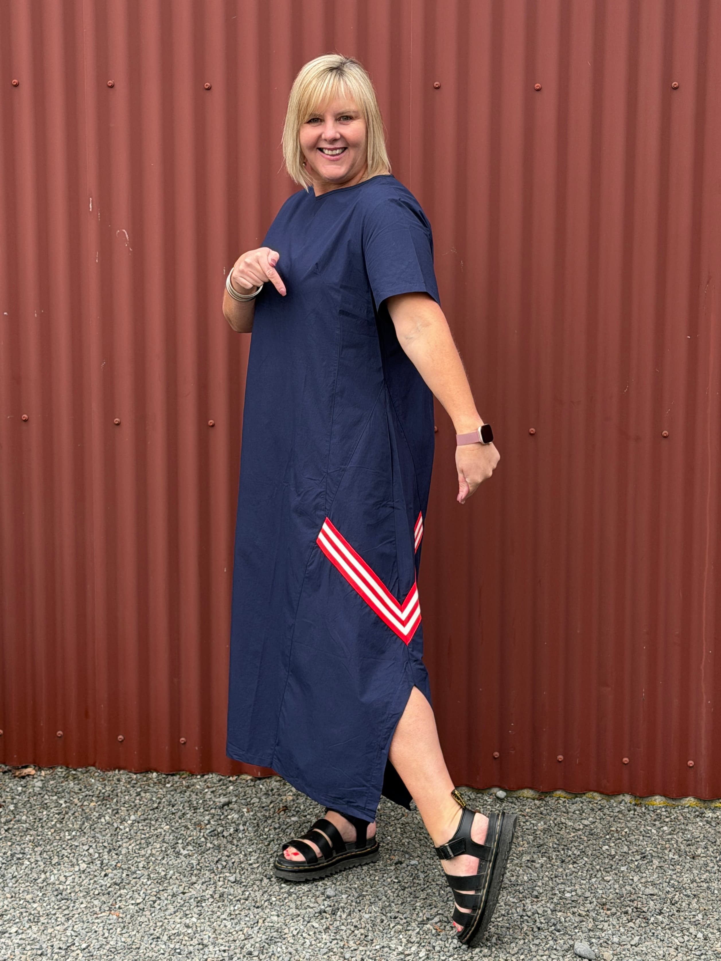 A crisp cotton look with a sporty modern edge, combining clean simplicity with relaxed everyday ease.

Relaxed and sculptural with soft shaping through the body. Featuring angled seam detailing, inset pockets, and subtle cocoon shaping that creates beautiful movement when worn. Finished with soft back elastic adjustable detailing for gentle shape and an effortless everyday feel with edge.
Designed in New Zealand for real women.

Fabric- Cotton