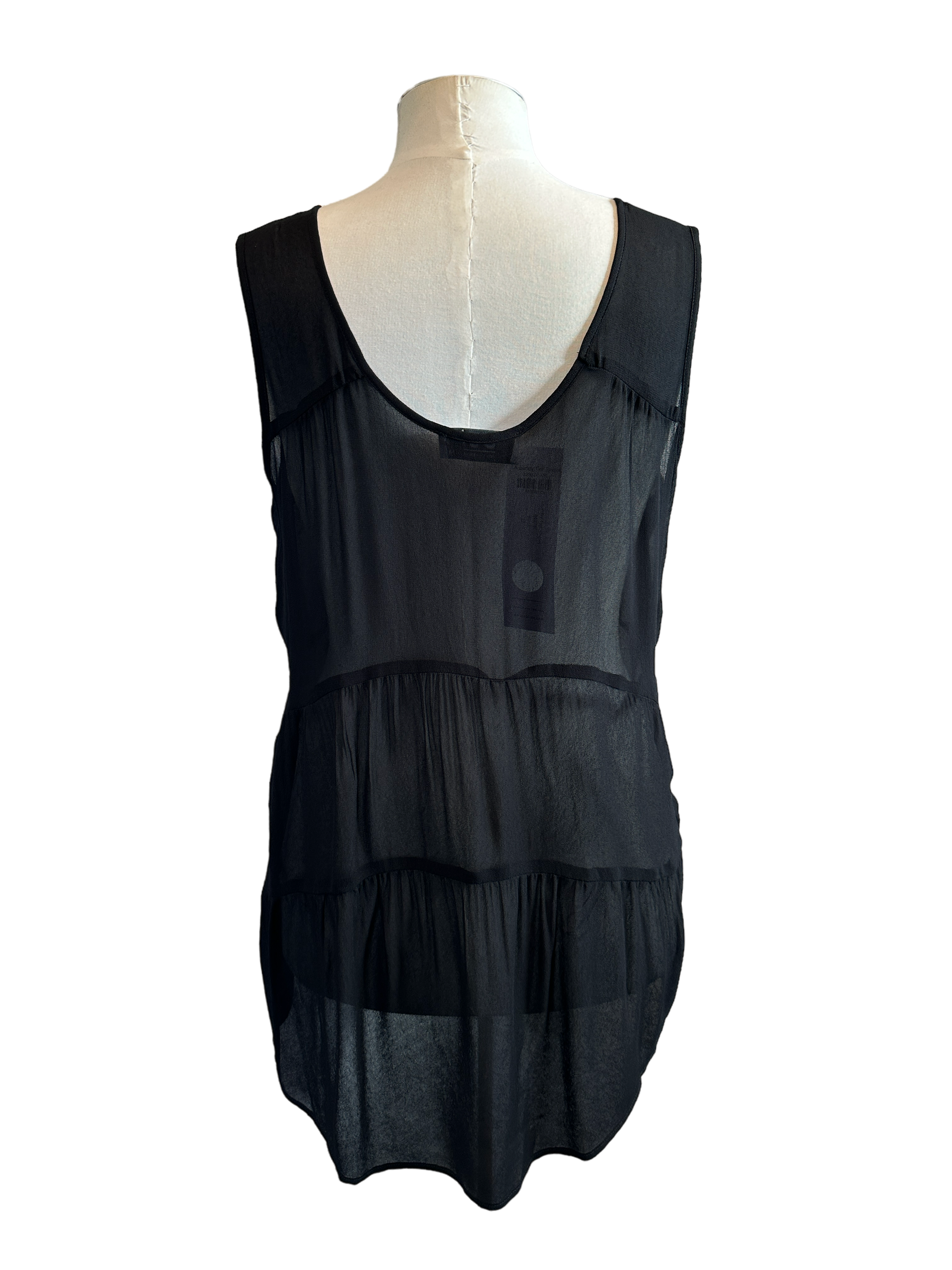 ! A laundy Tier Singlet