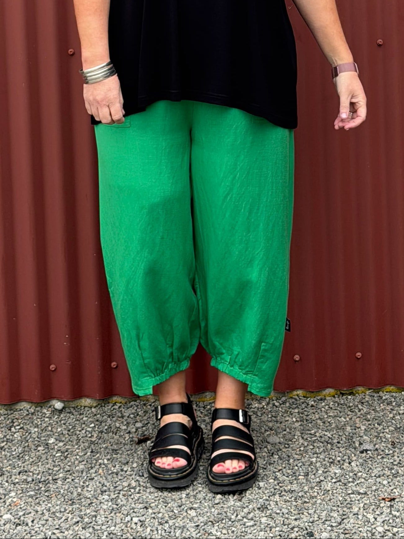 Fresh, playful, and full of personality. These vibrant linen pants bring effortless colour and soft sculptural shaping together for a relaxed statement look that feels modern, artistic, and easy to wear.

Relaxed and effortlessly cool with a softly tapered silhouette. Featuring statement patch pockets, exposed topstitch detailing, and elasticated hems that create subtle sculptural shaping through the leg. Finished with a comfortable elastic waistband and an easy modern fit that feels both practical and elev