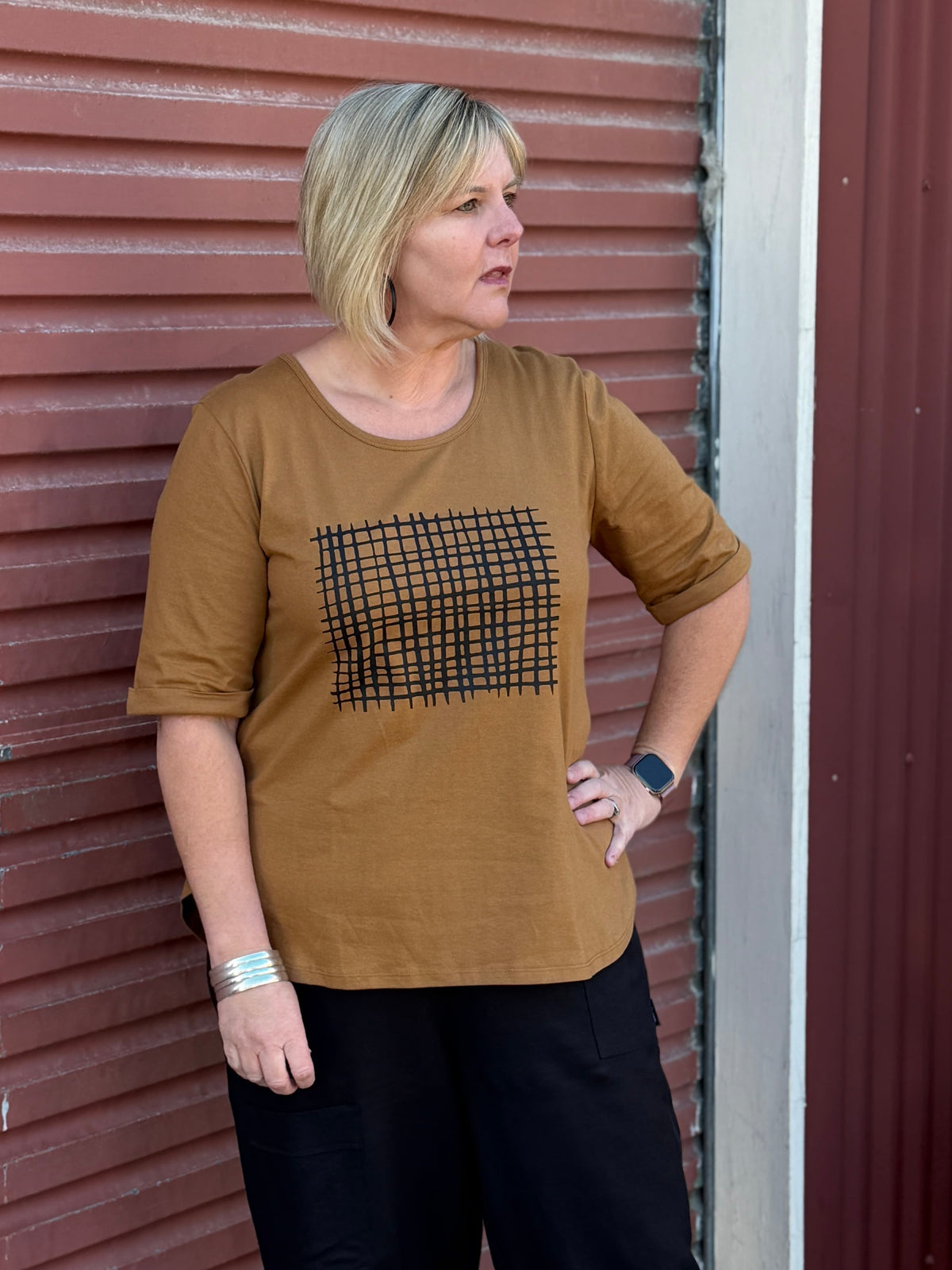 Walnut Gauze Tee -Curved Hem