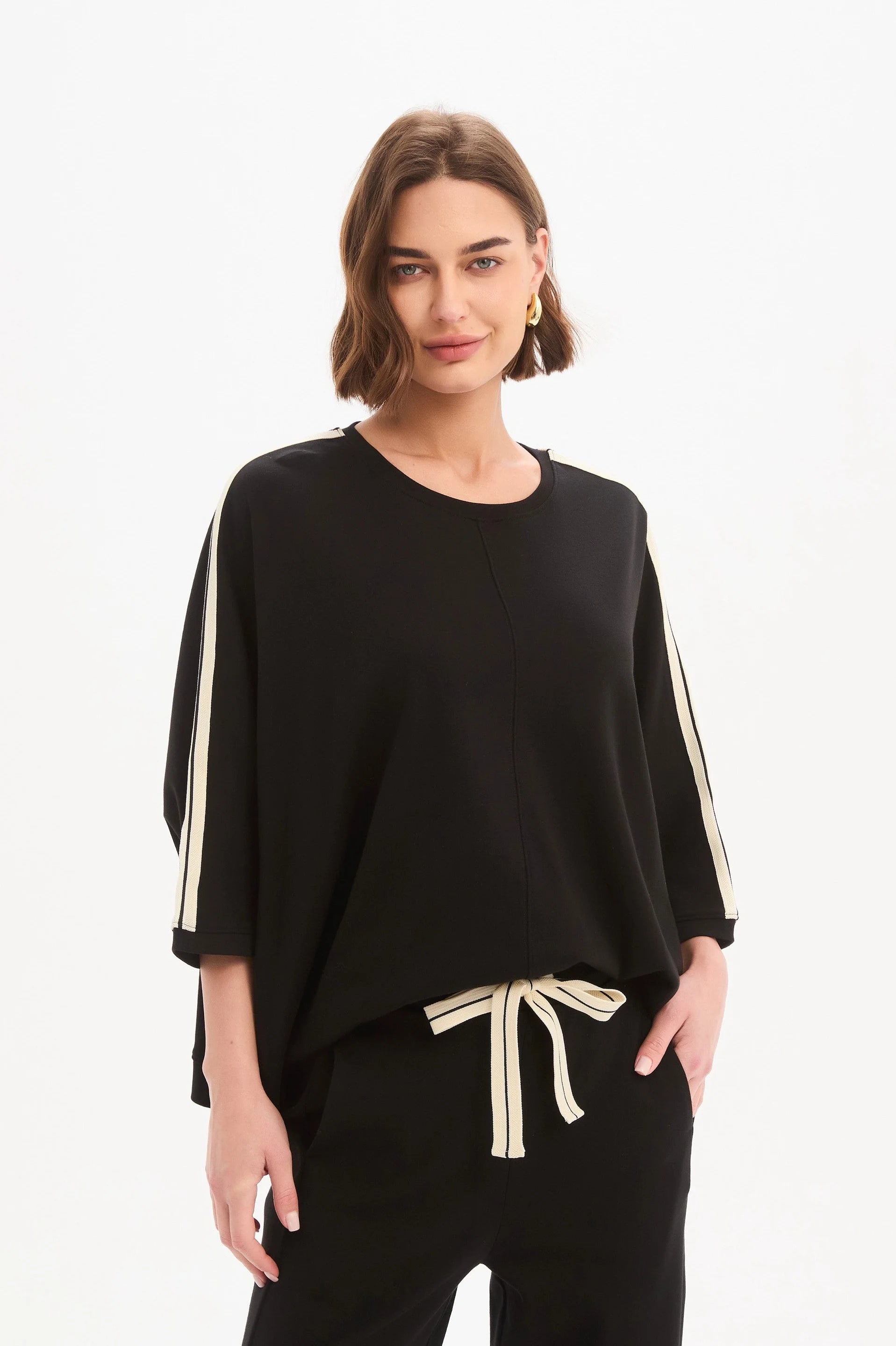Tirelli Oversized 3/4 Stripe sleeve Tee - Black