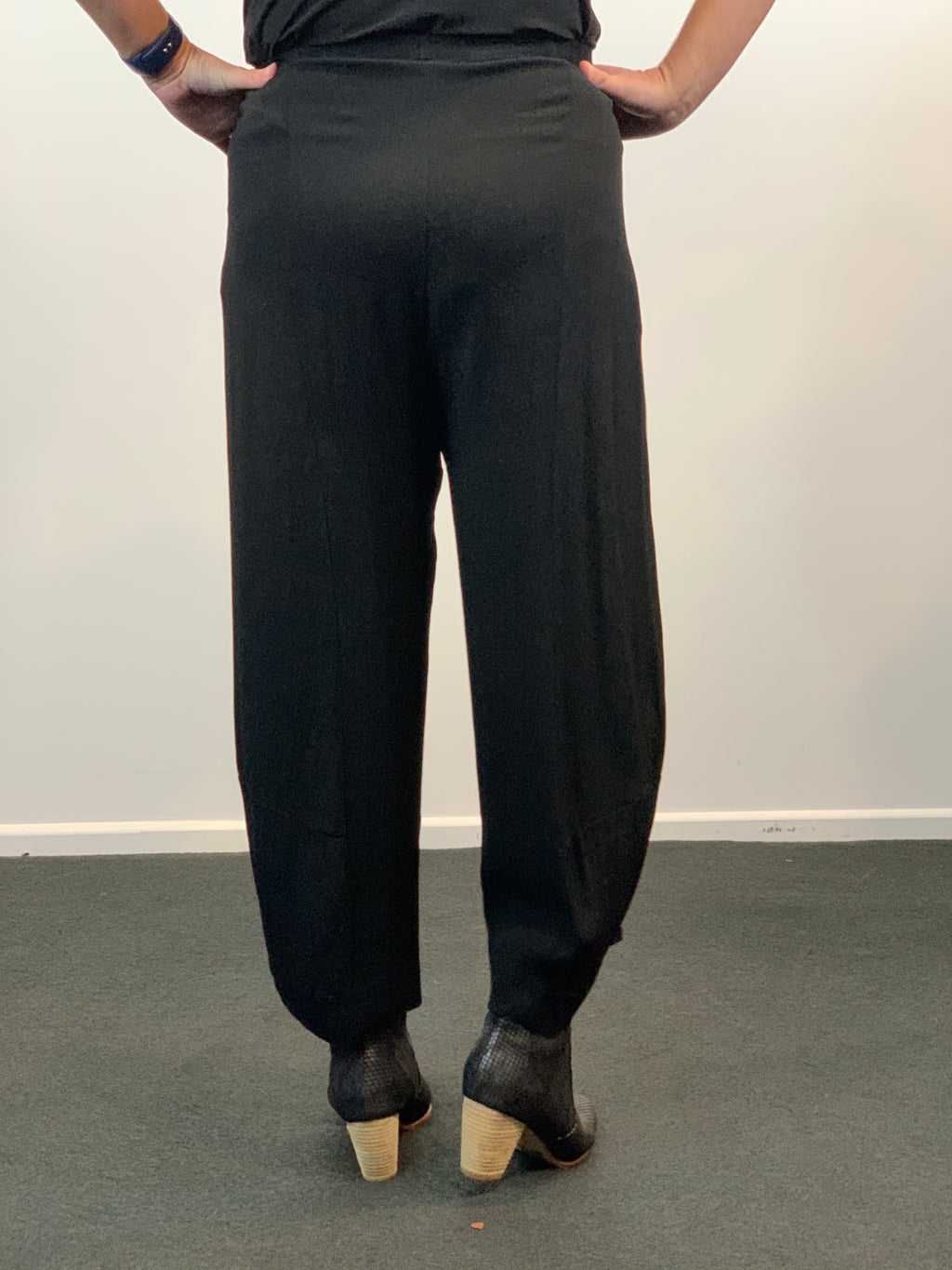 Pouch Pants - Black