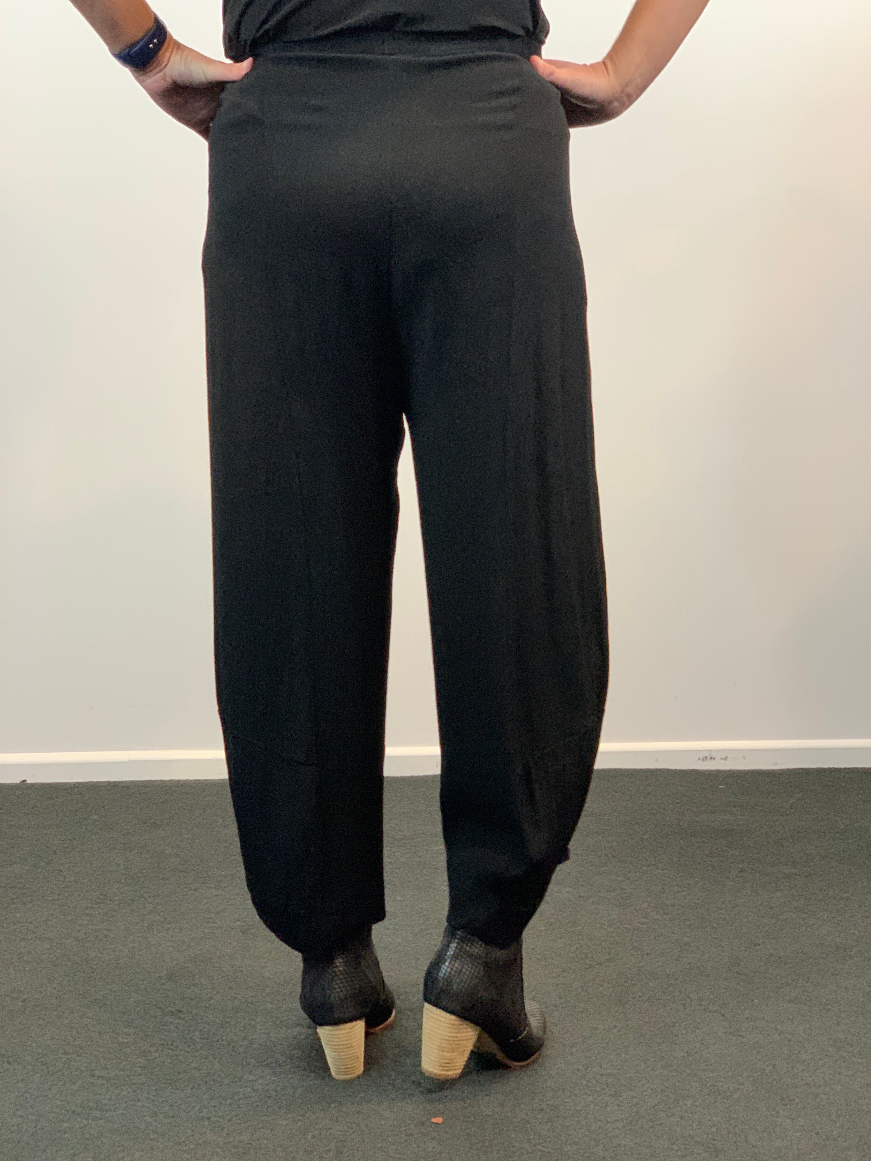 Pouch Pants - Black